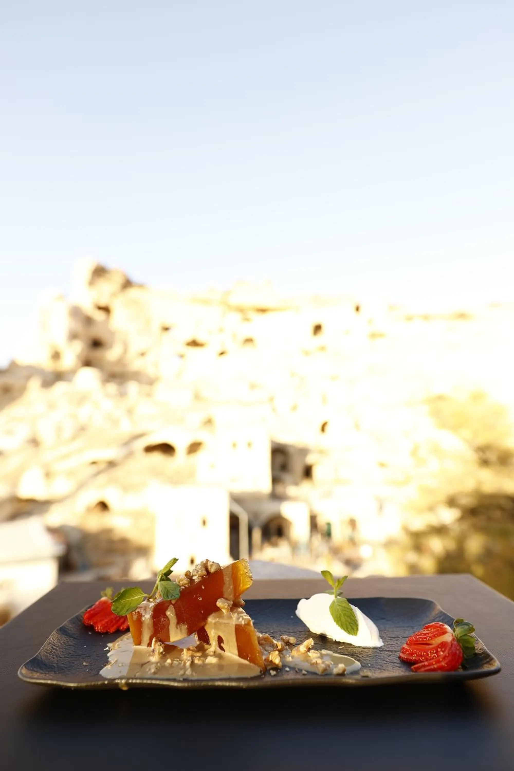 Food and drinks in Bala Cave House