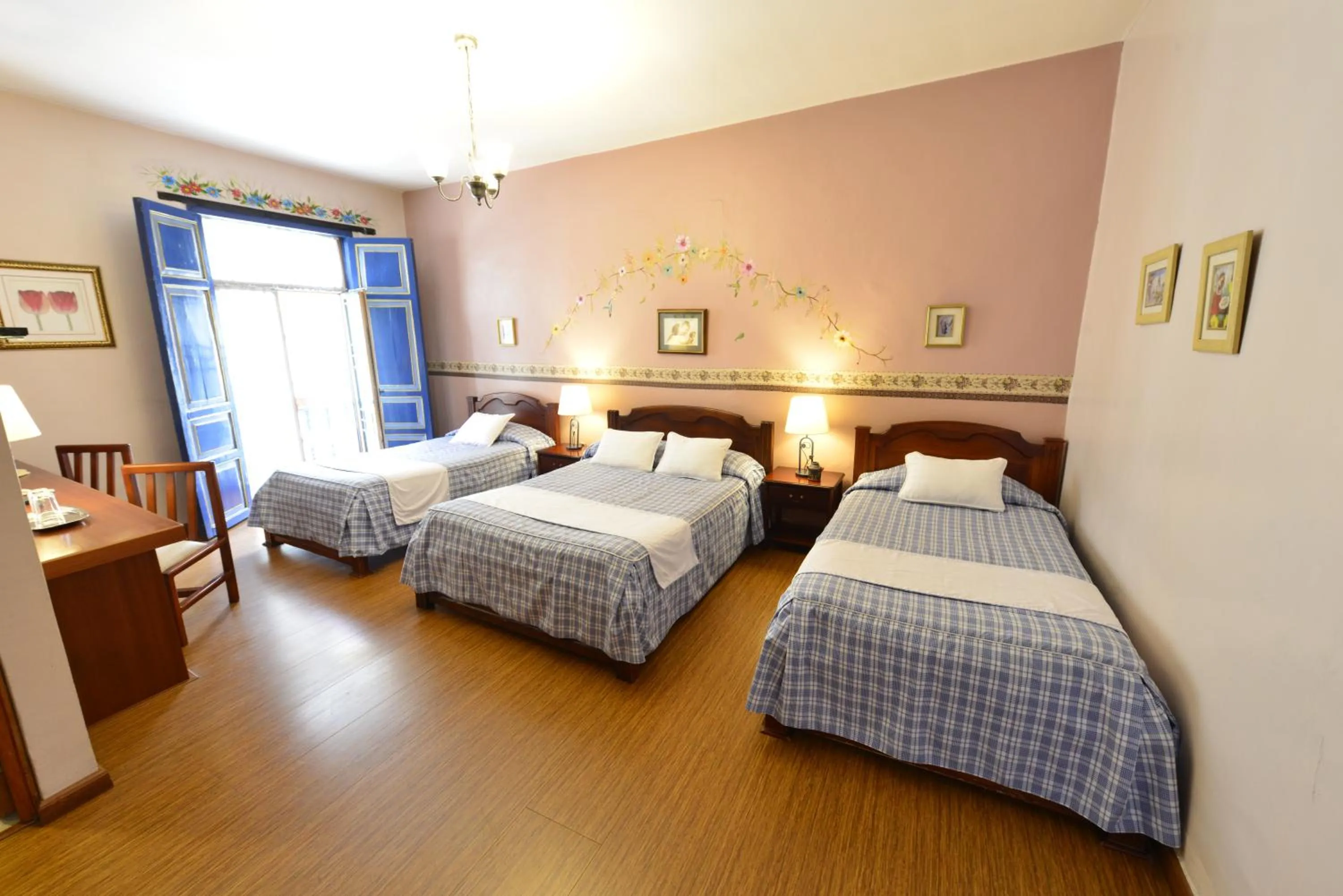 Other, Bed in Hotel Posada del Angel