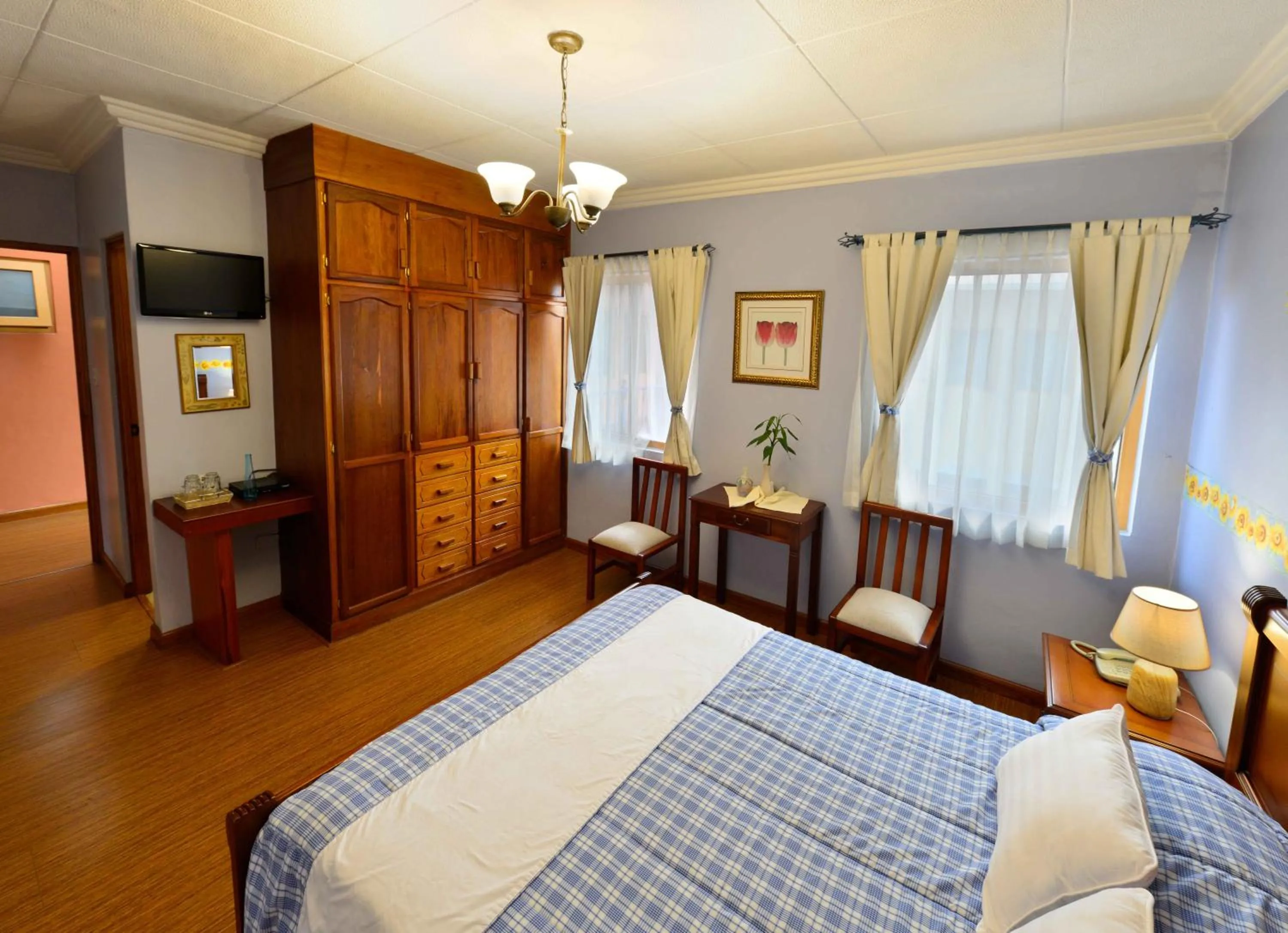 Decorative detail, Bed in Hotel Posada del Angel
