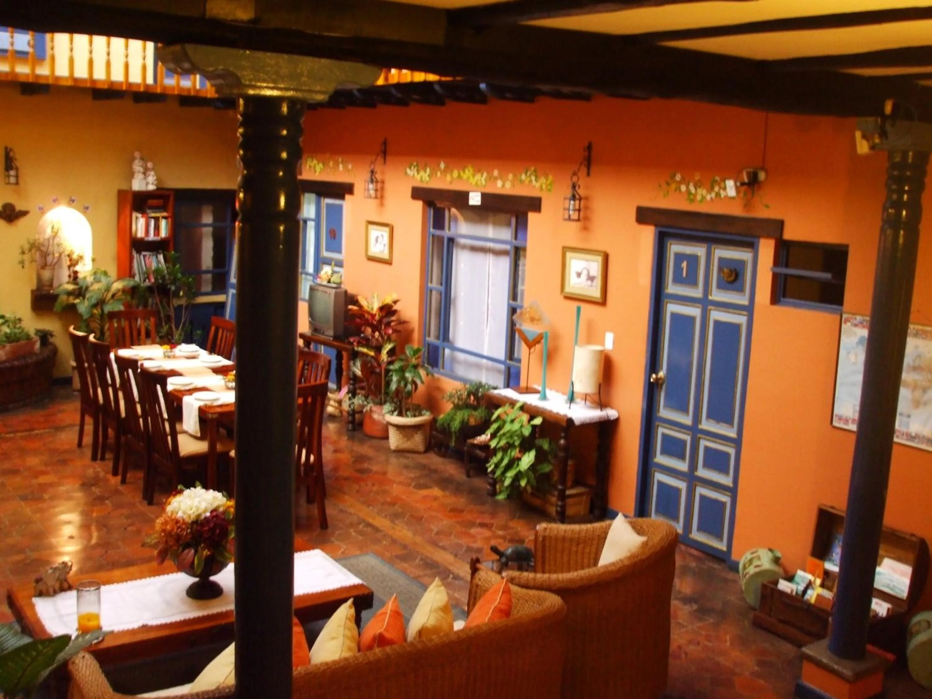 Restaurant/places to eat in Hotel Posada del Angel
