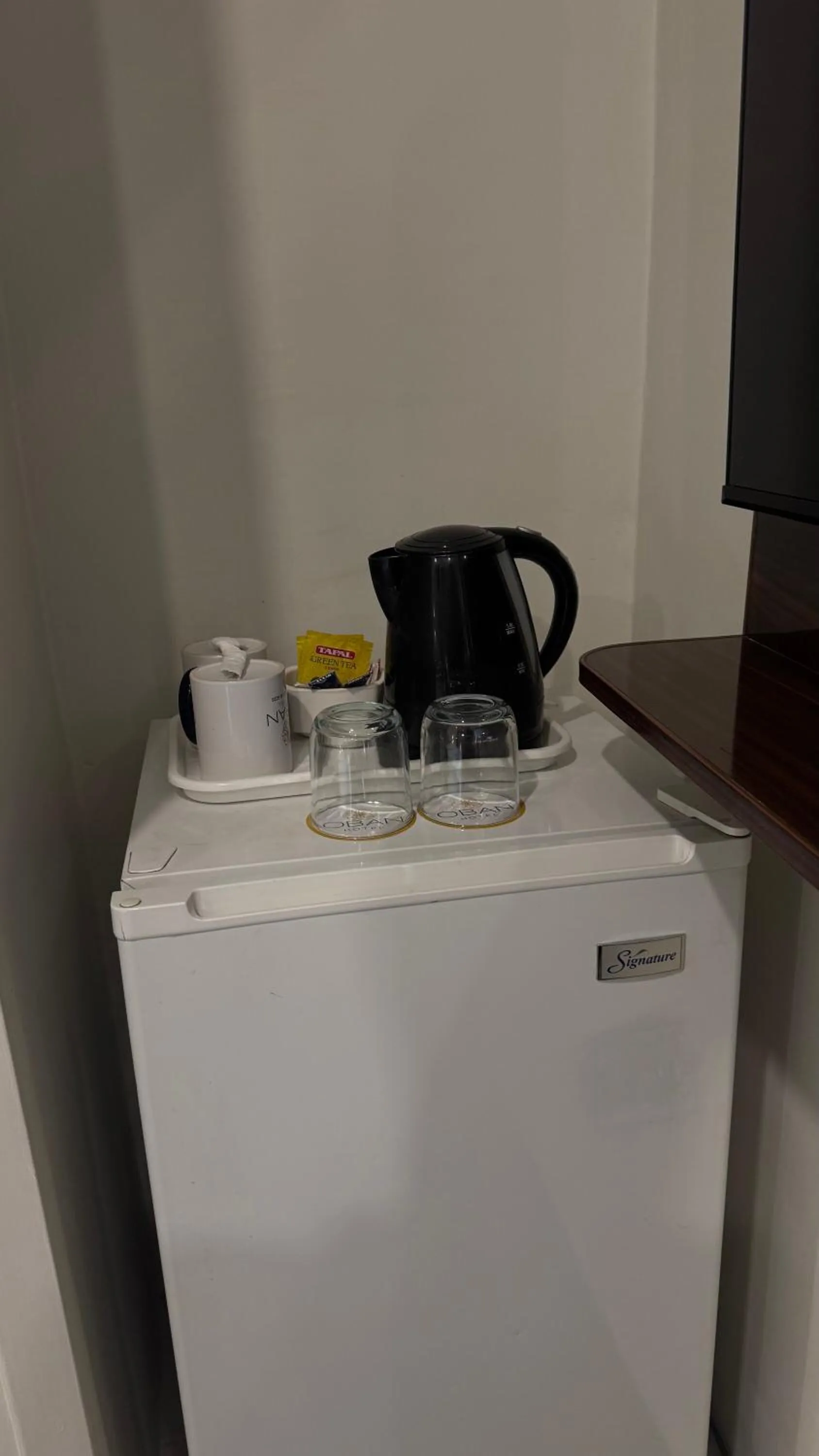 Coffee/tea facilities in OBAN Hotel