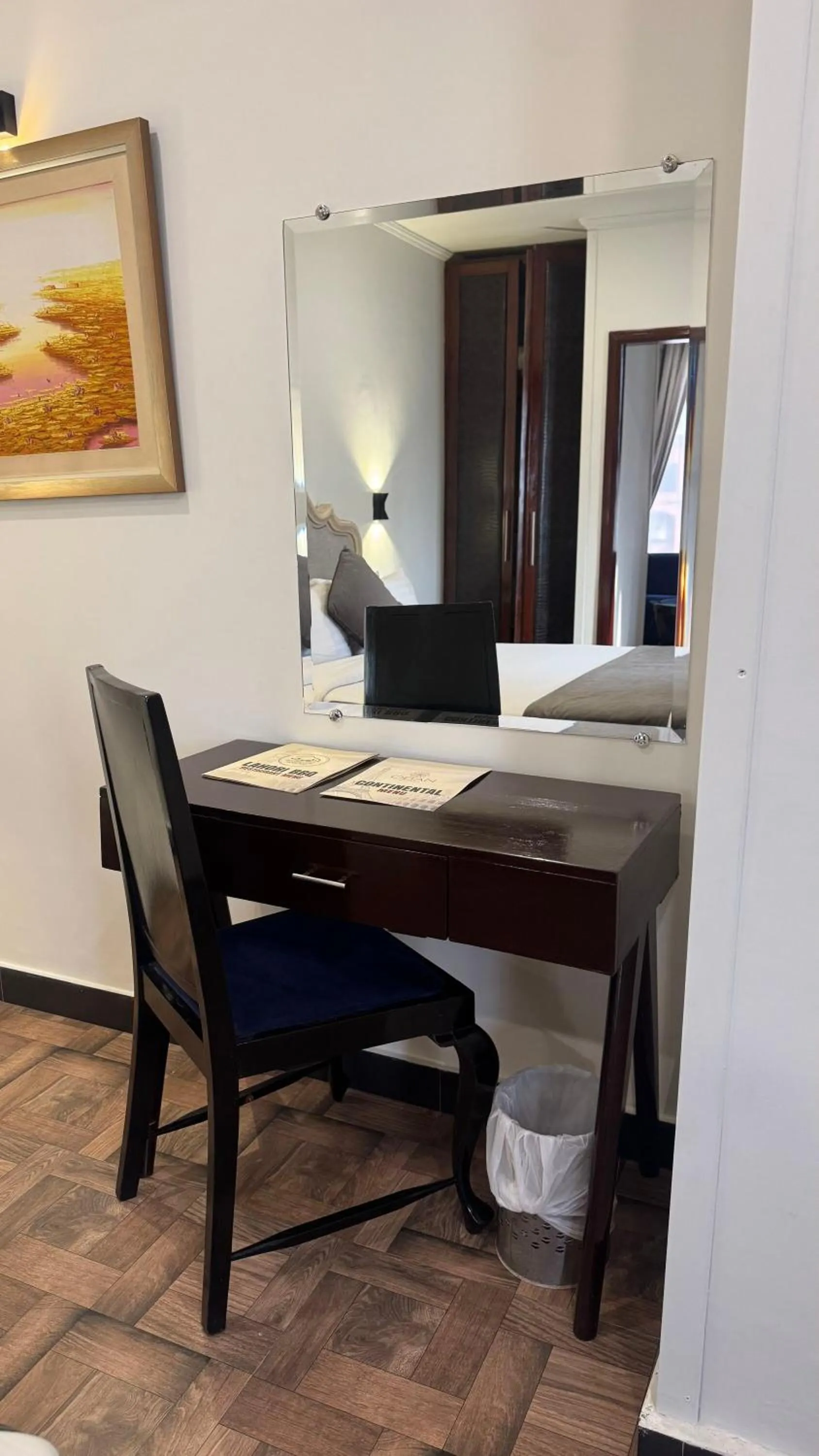 hair dresser in OBAN Hotel