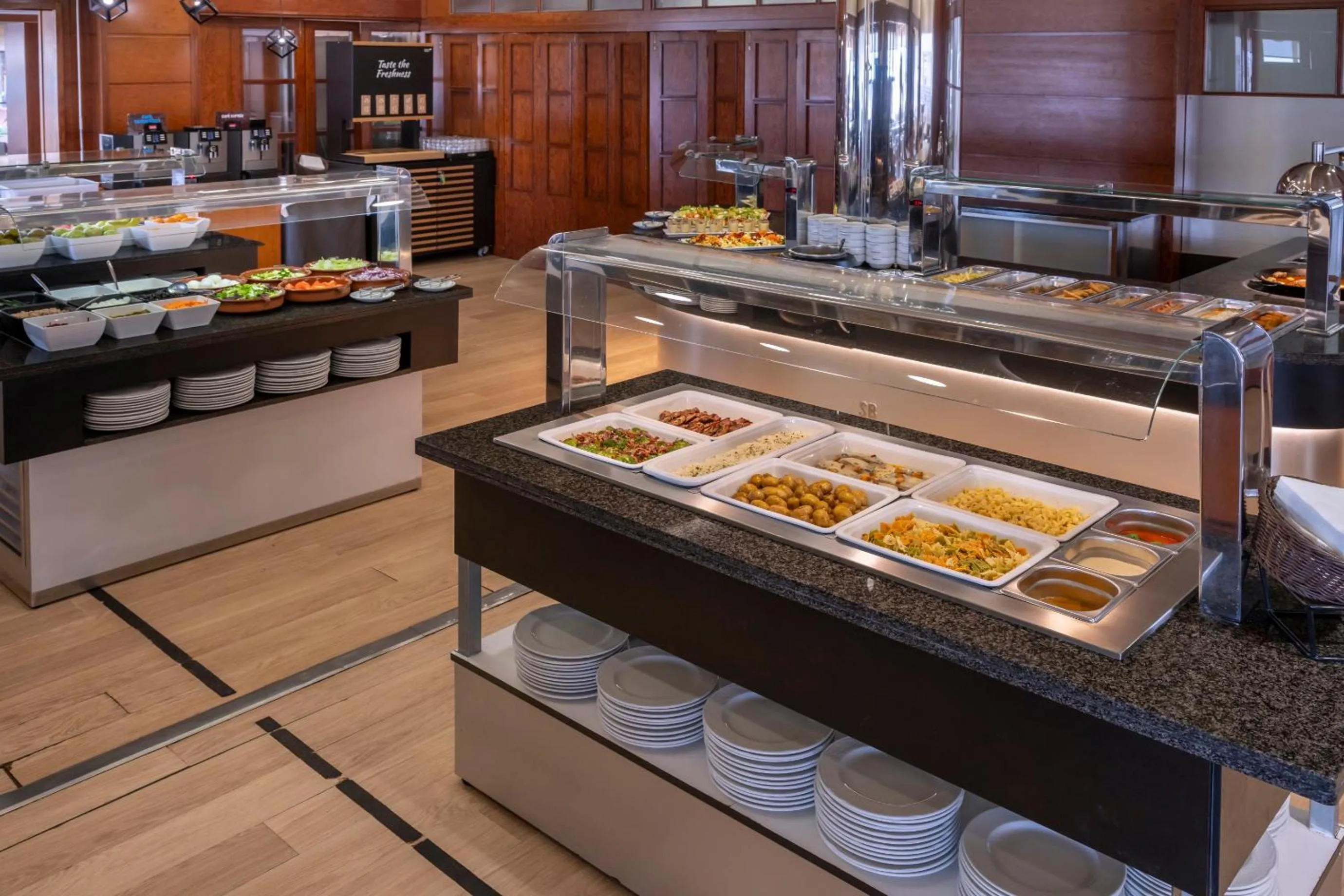 Restaurant/places to eat in 4R Casablanca Playa