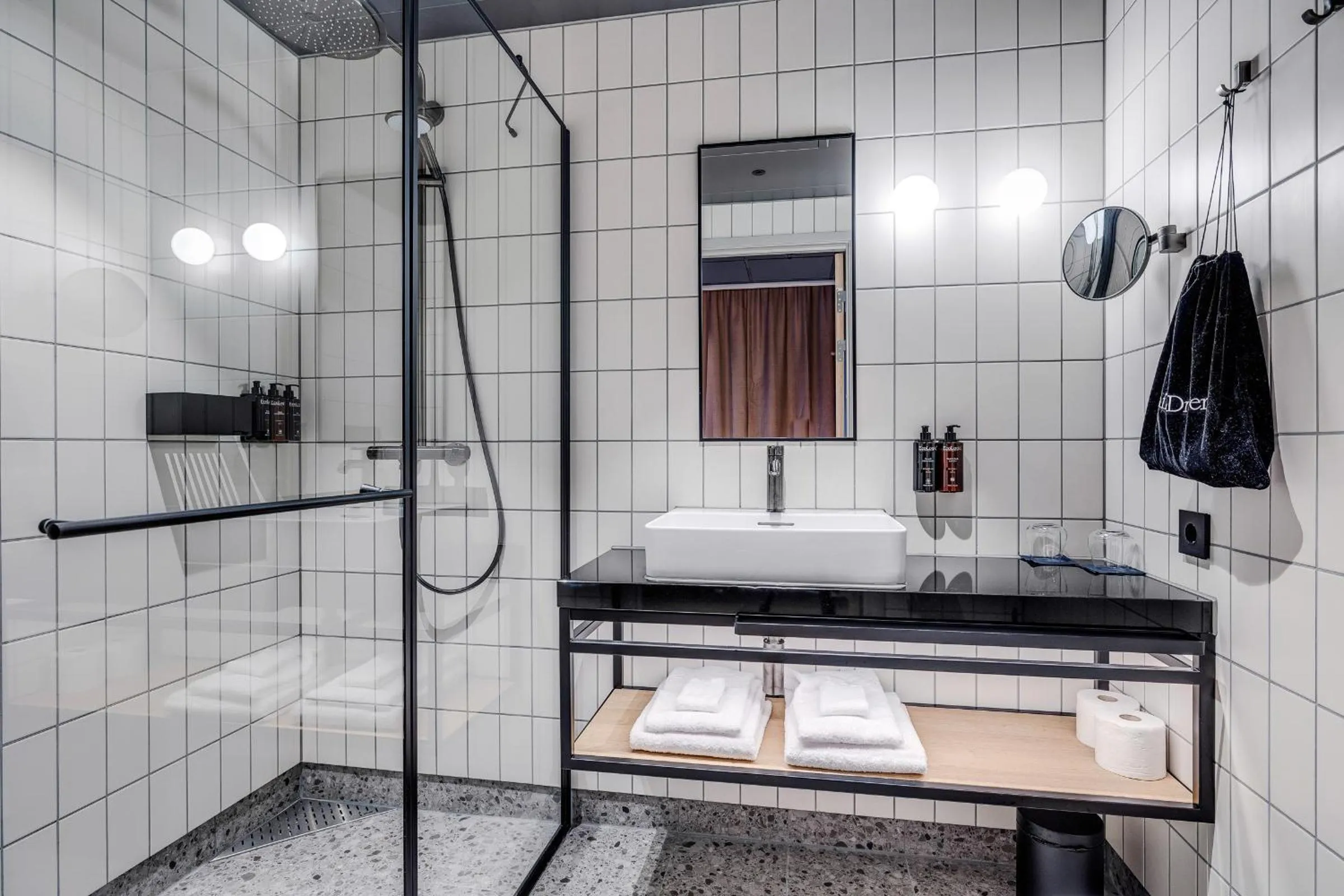 Bathroom in Quality Hotel Richard With