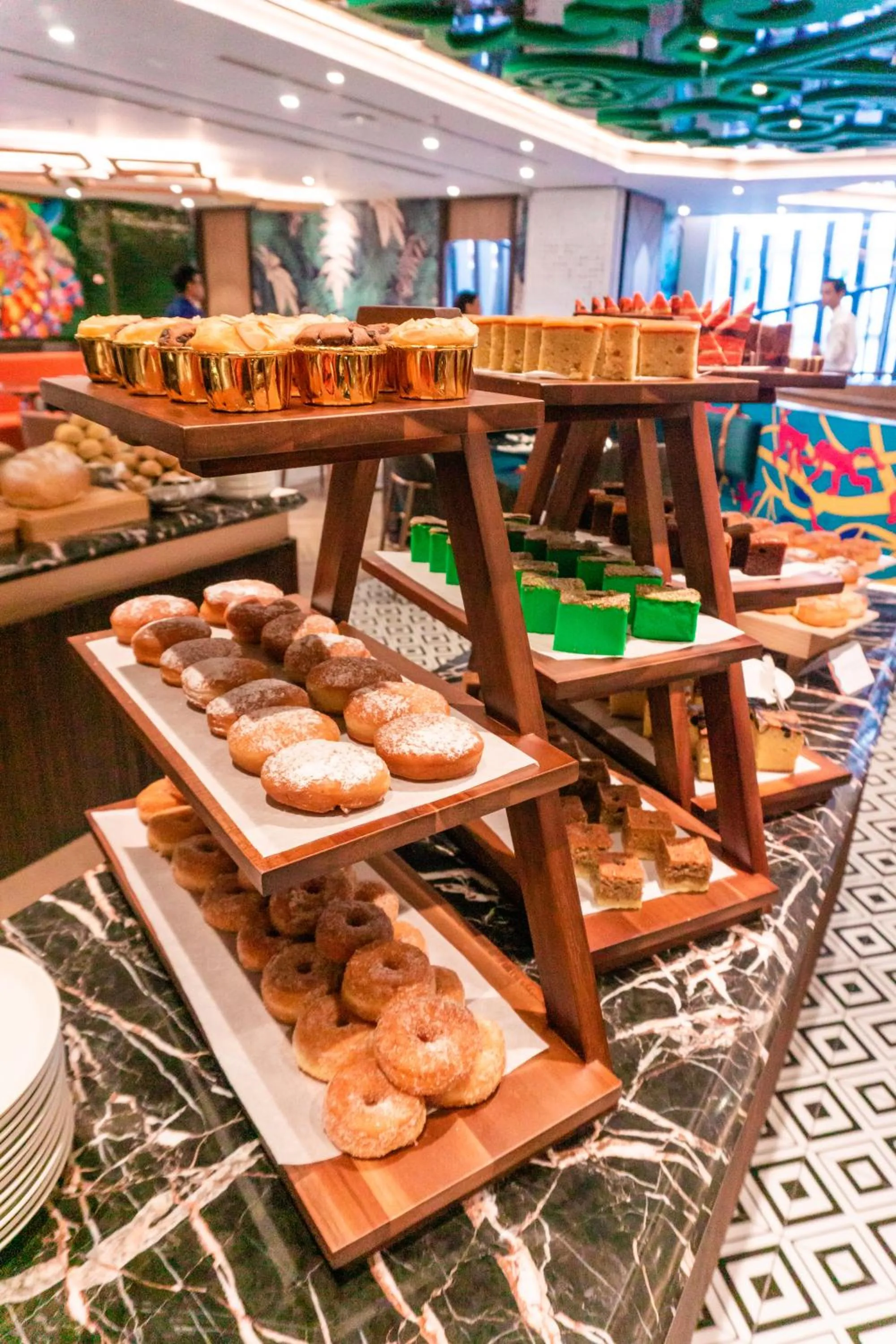 Buffet breakfast in Mercure Miri City Centre