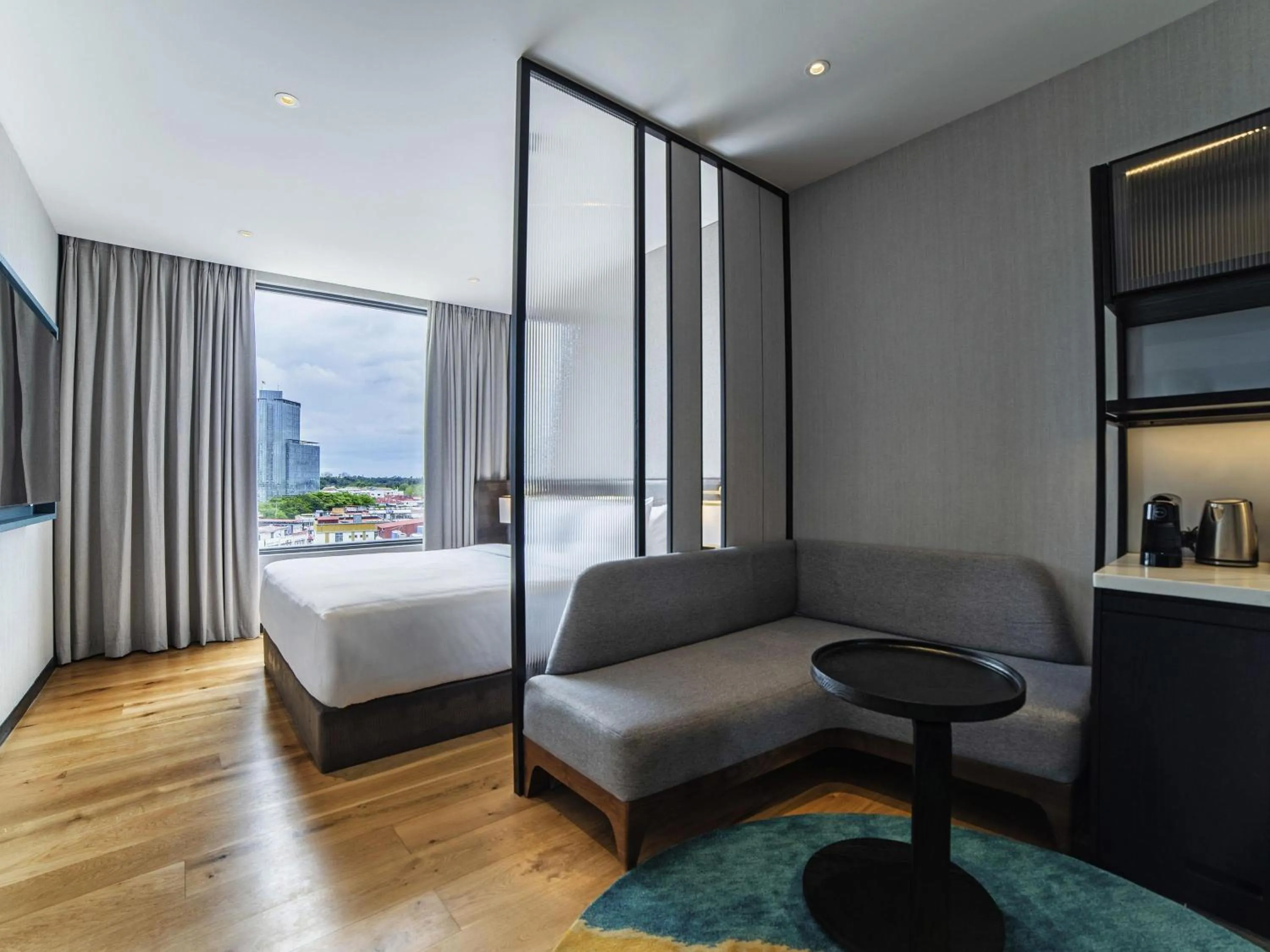 Bedroom, Bed in Mercure Miri City Centre
