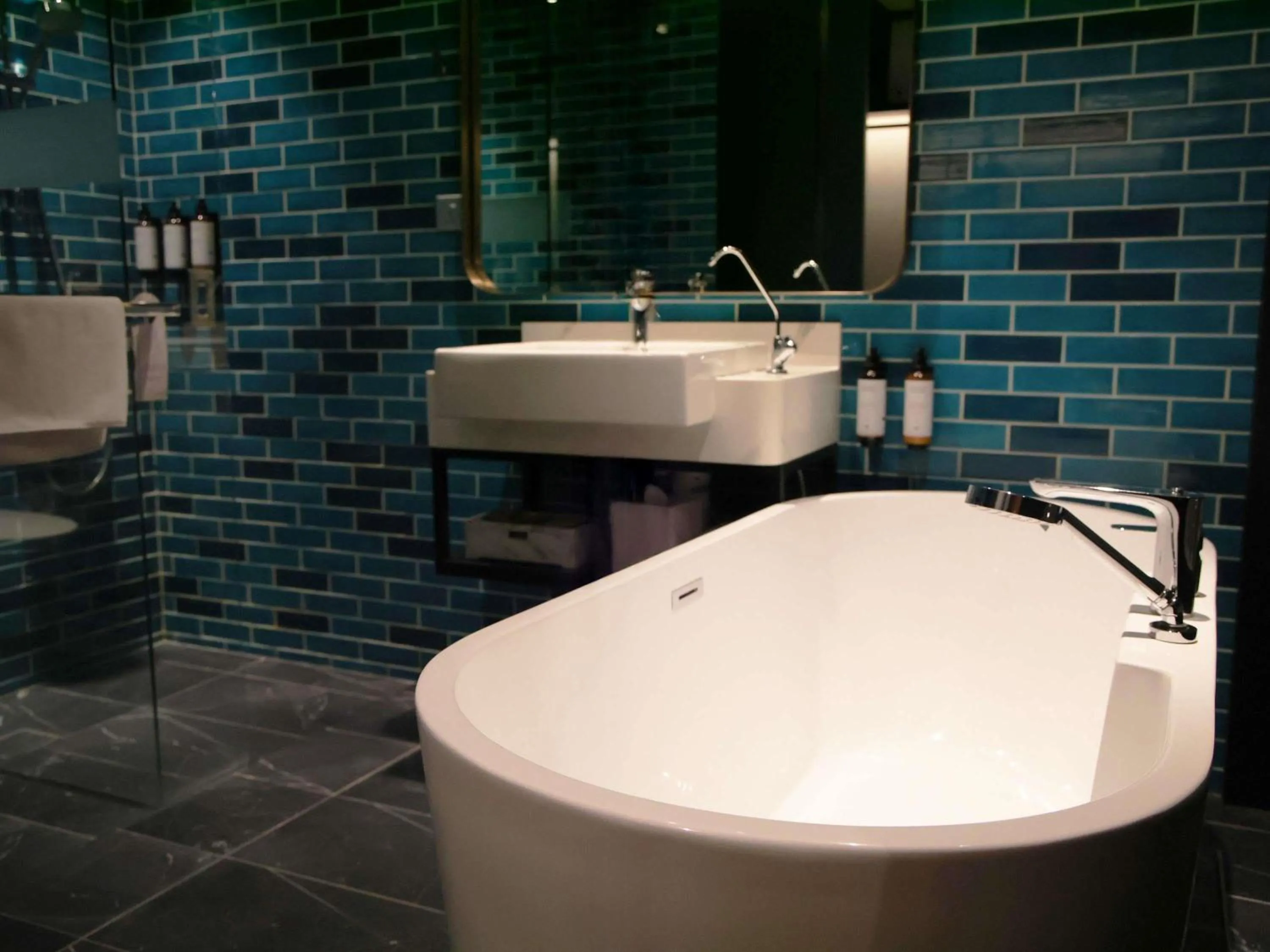 Bedroom in Mercure Miri City Centre