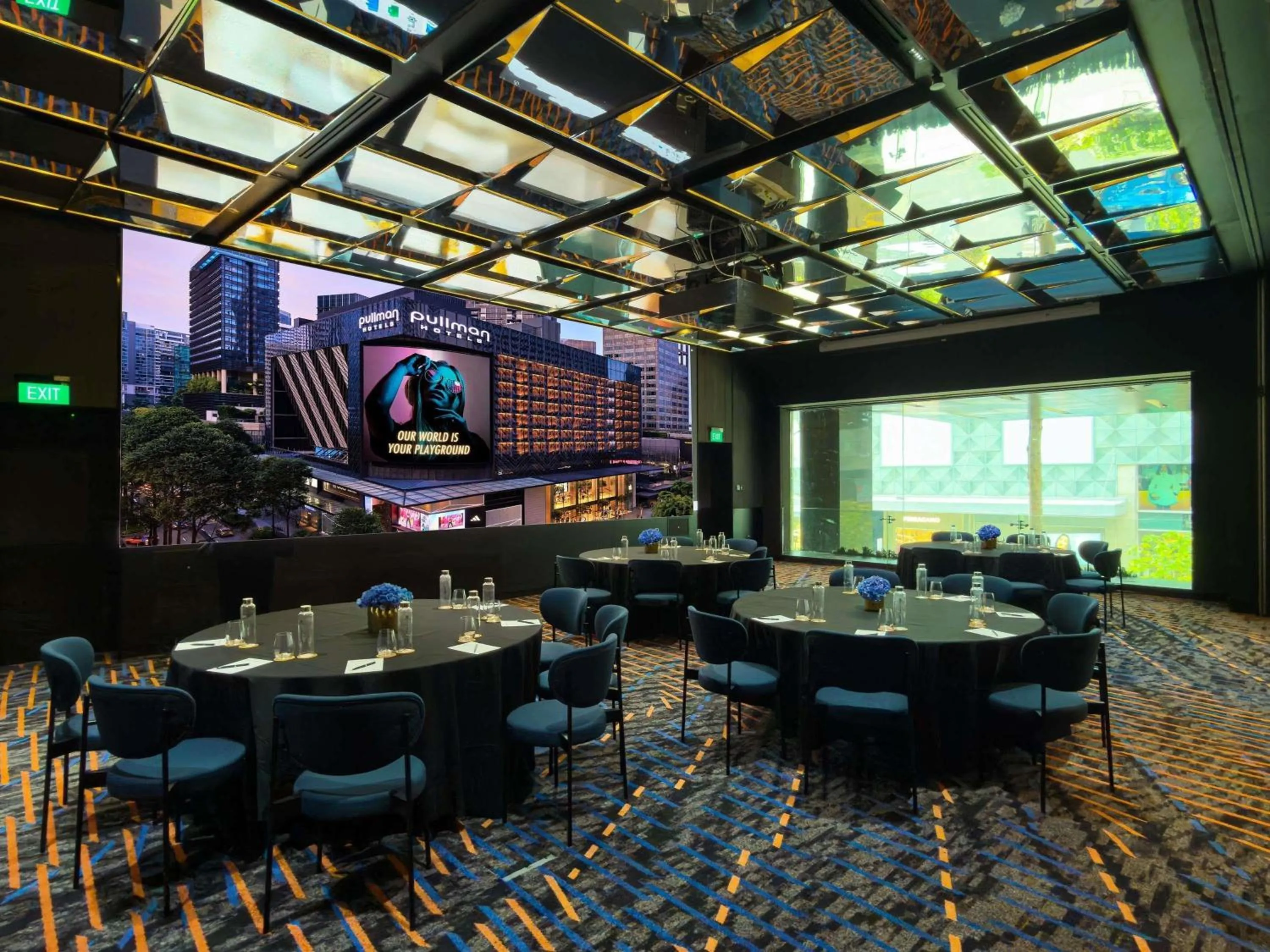Meeting/conference room in Pullman Singapore Orchard