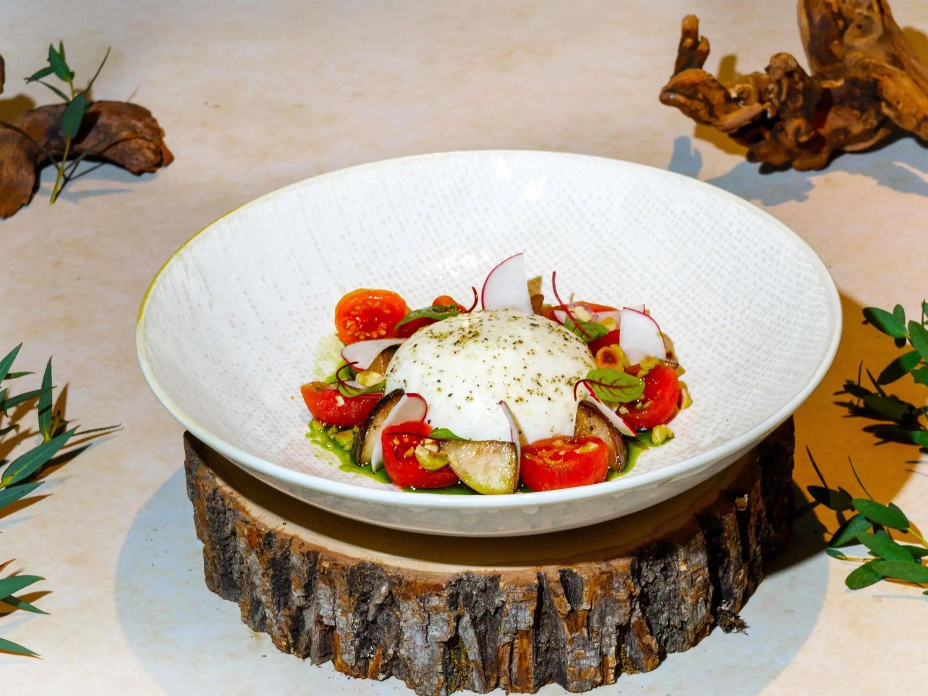 Restaurant/places to eat in Pullman Singapore Orchard