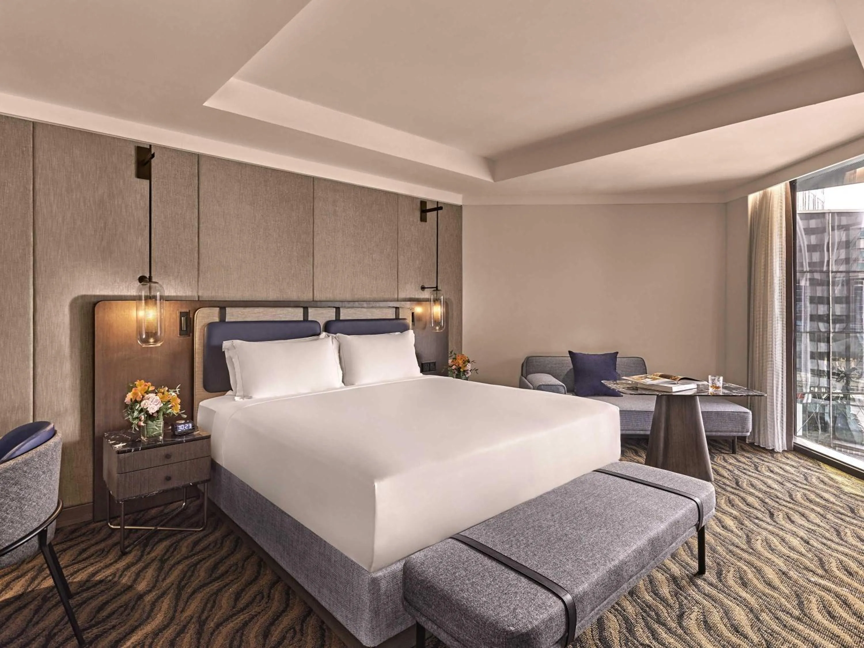 Bedroom, Bed in Pullman Singapore Orchard