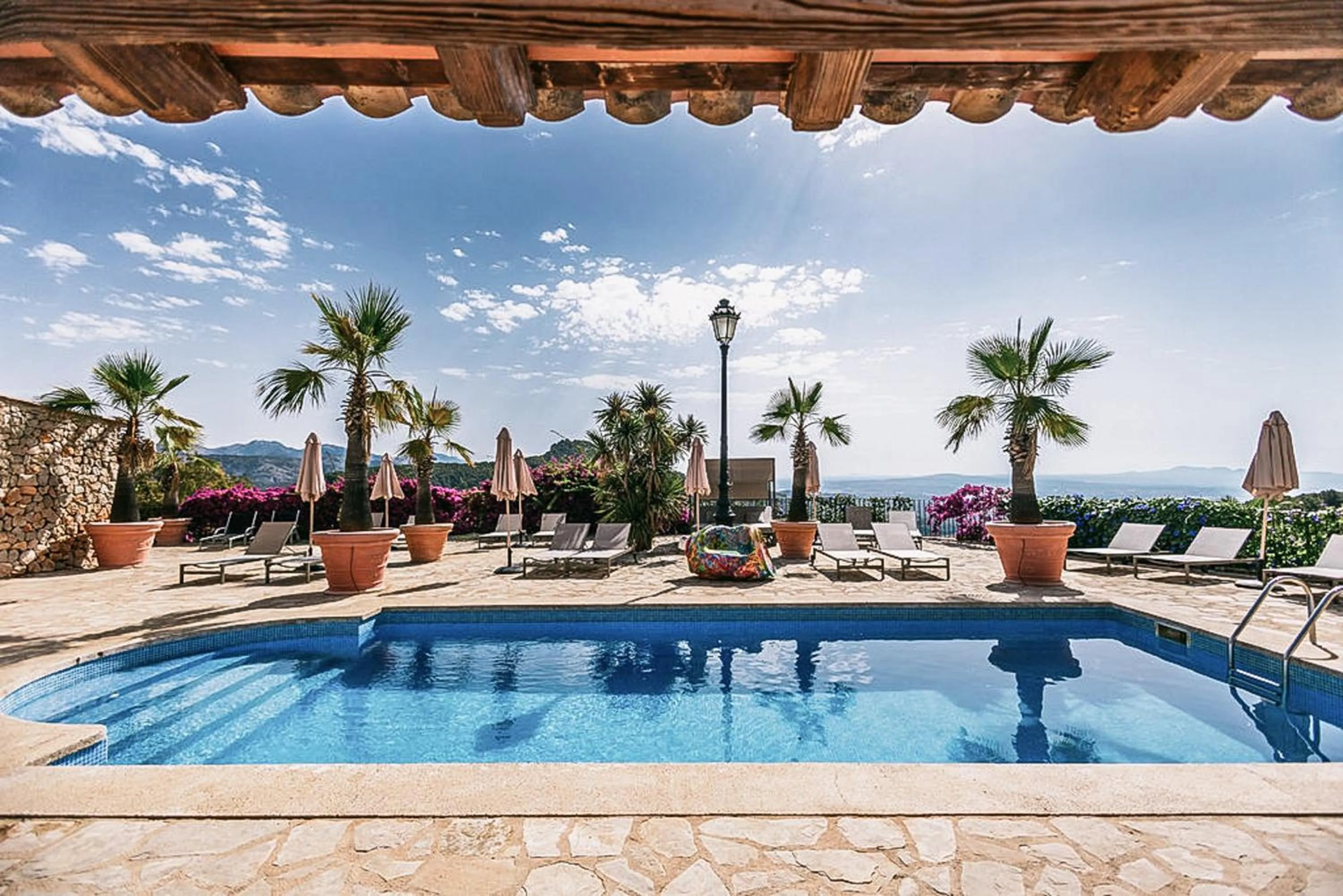 Patio in Posada del Marqués I A Slow Design Hotel