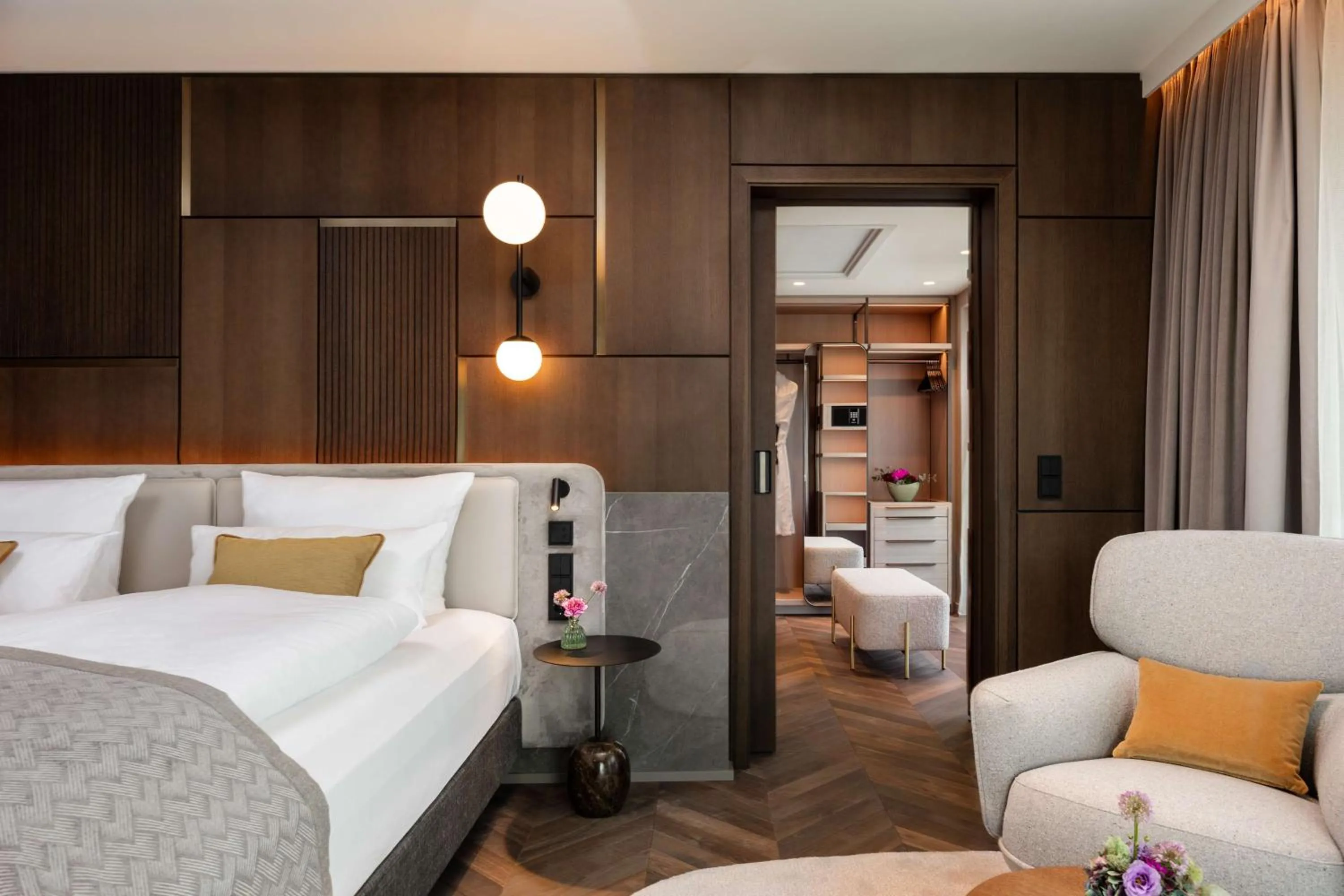 Photo of the whole room, Bed in ATLANTIC Hotel Heidelberg