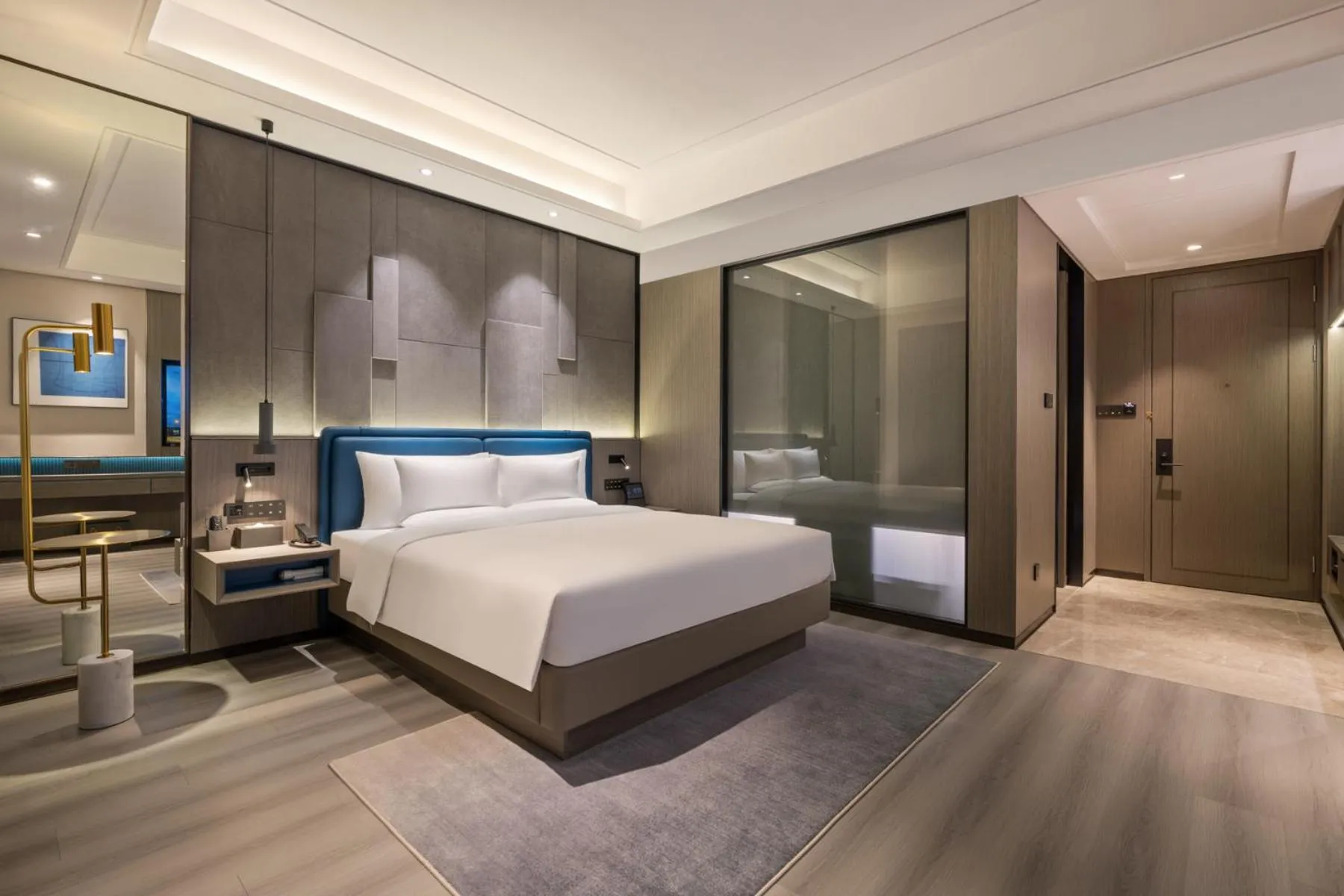 Bed in Novotel Kunshan Yangcheng Lake
