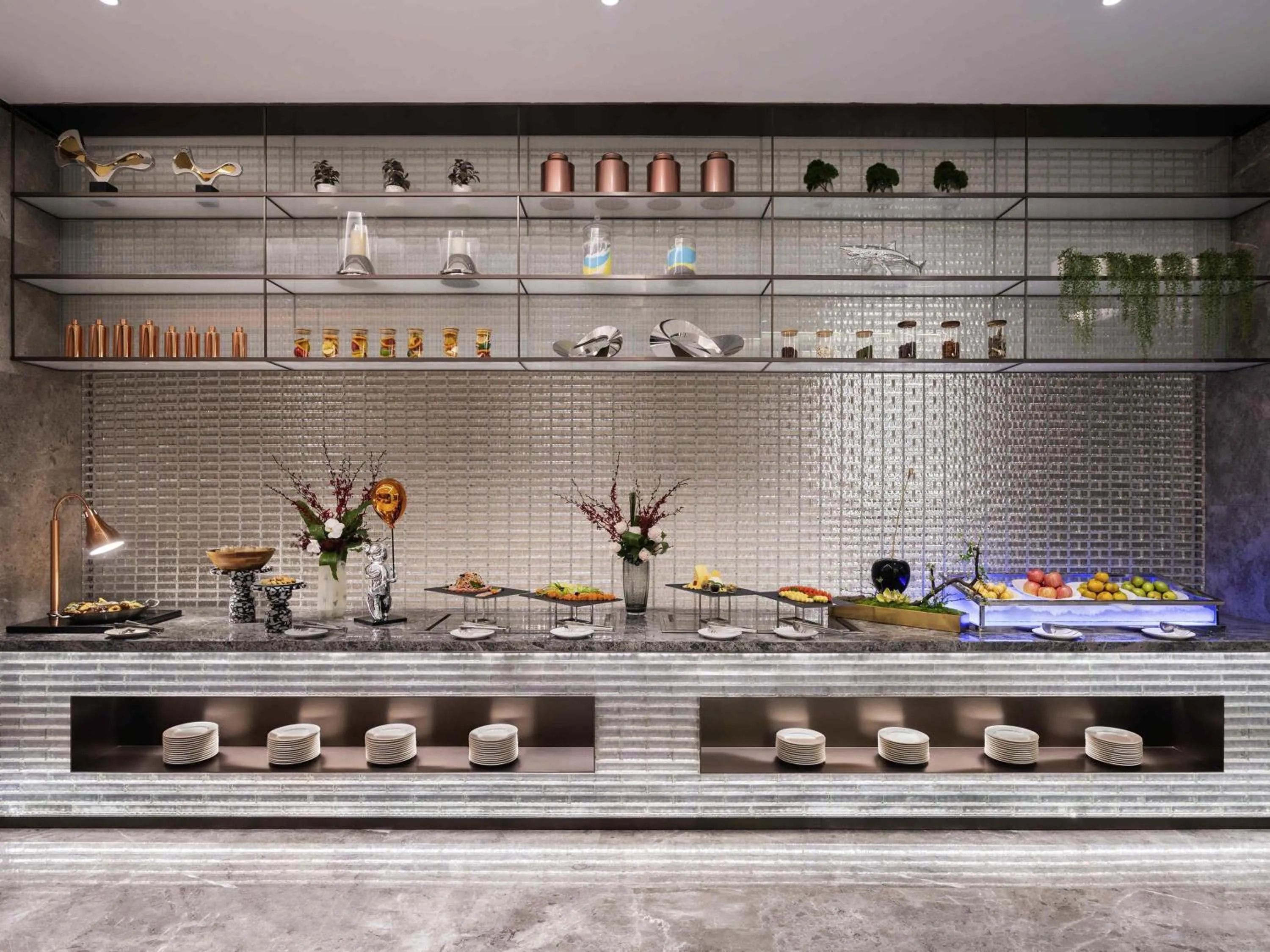 Restaurant/places to eat in Novotel Kunshan Yangcheng Lake