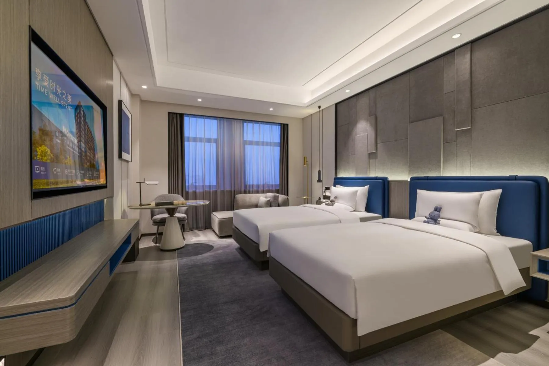 Bed in Novotel Kunshan Yangcheng Lake