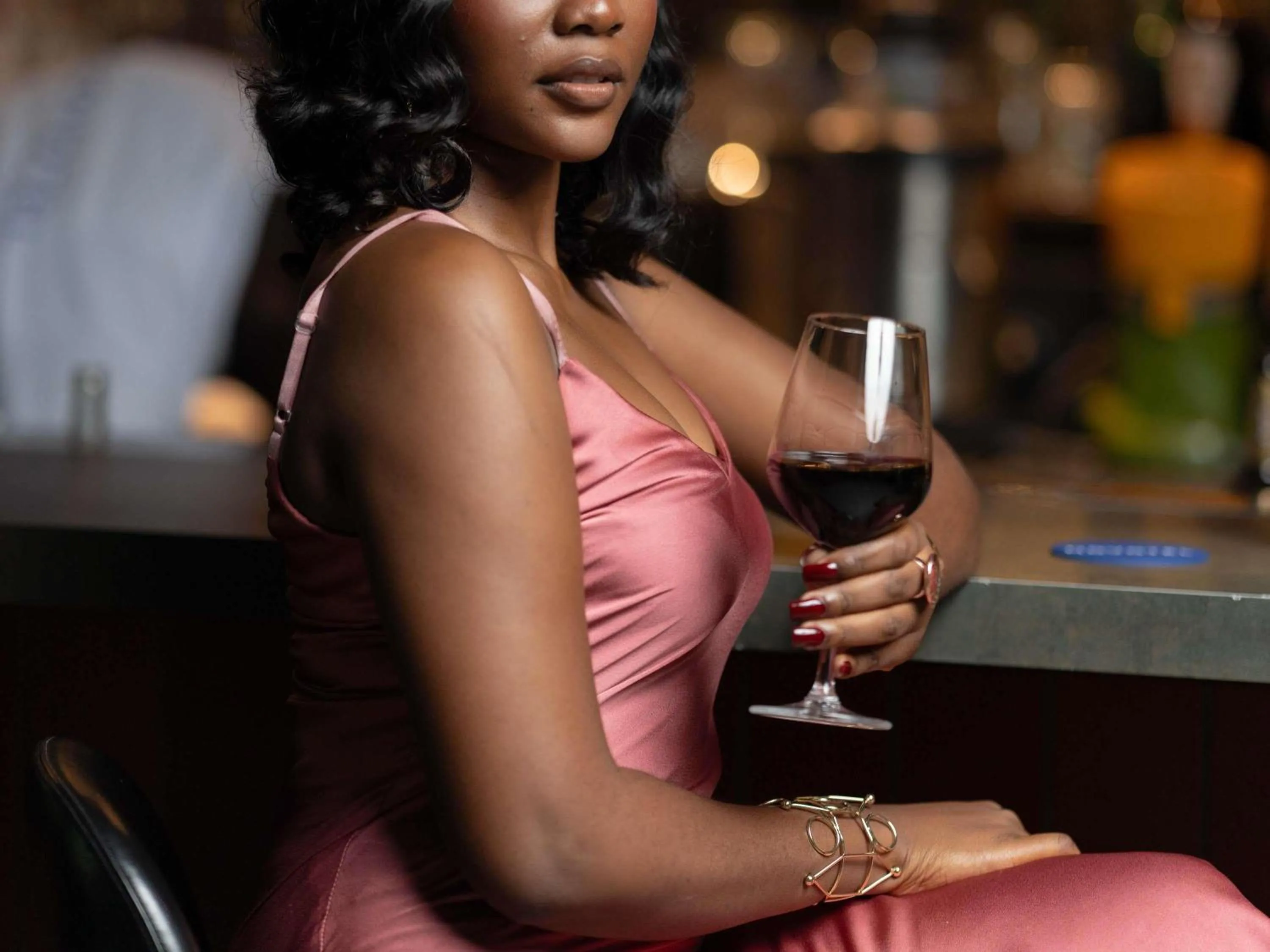 Lounge or bar in Novotel Kinshasa La Gombe