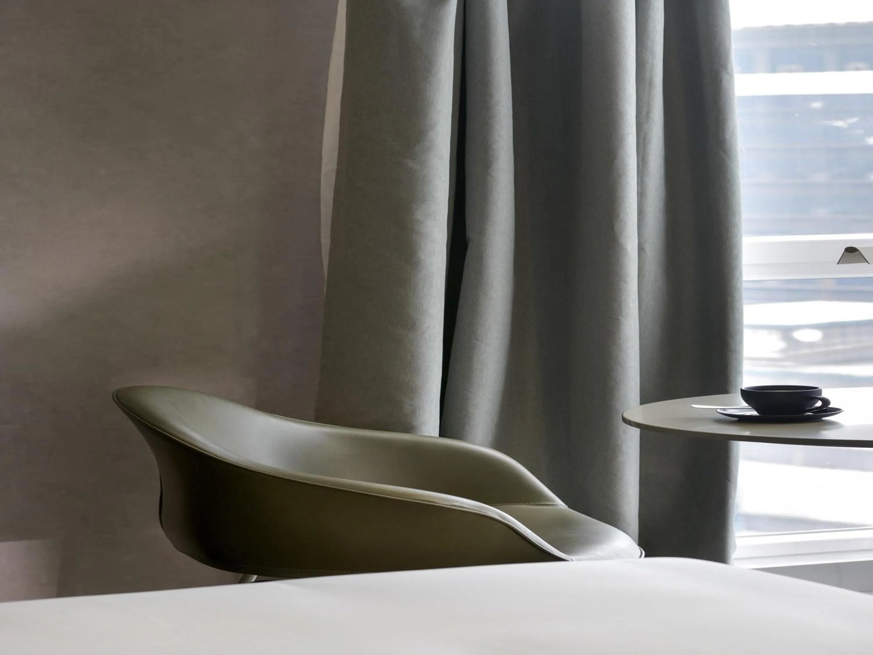 Bedroom, Bed in Novotel Kinshasa La Gombe