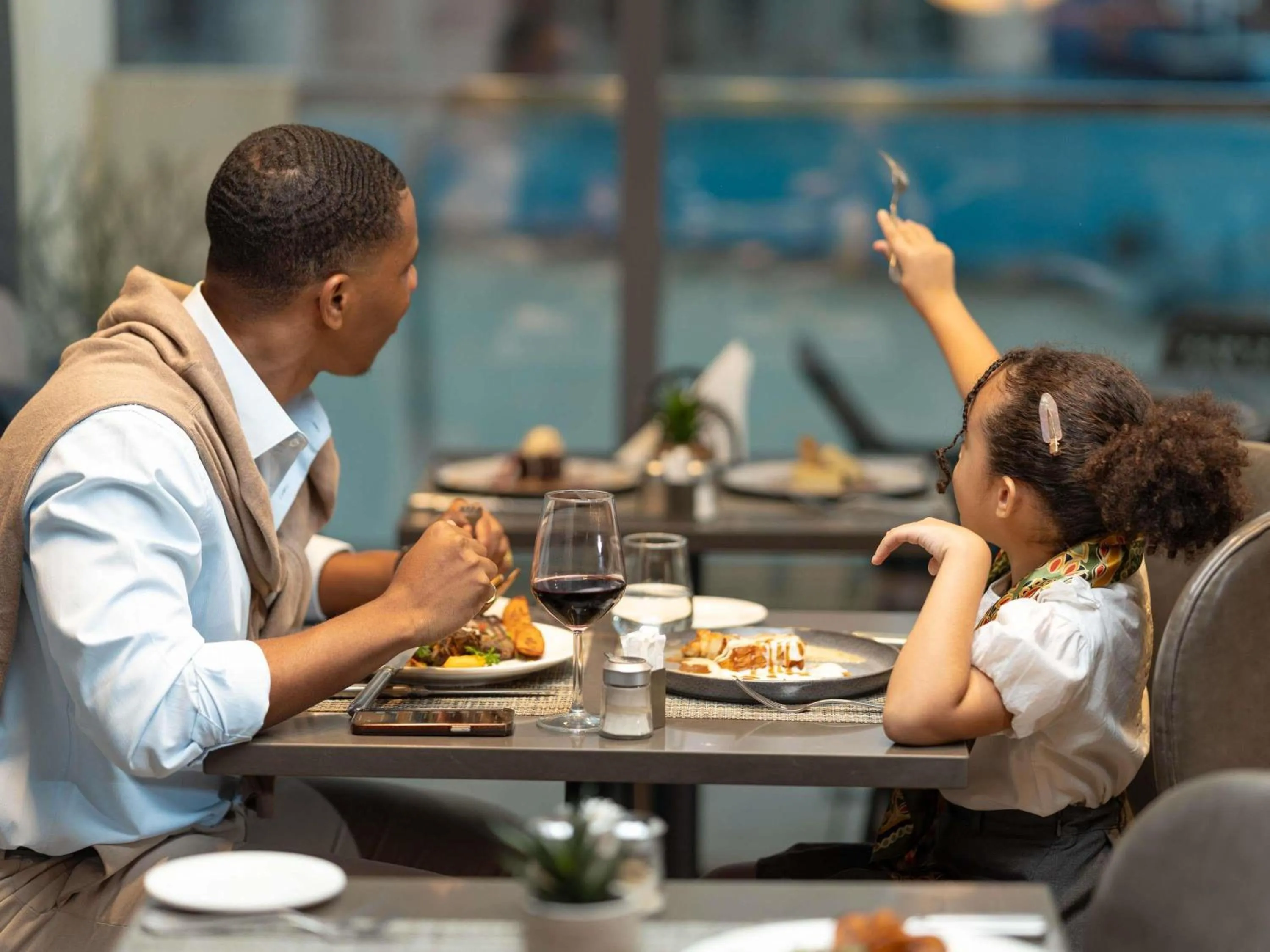 Restaurant/places to eat in Novotel Kinshasa La Gombe