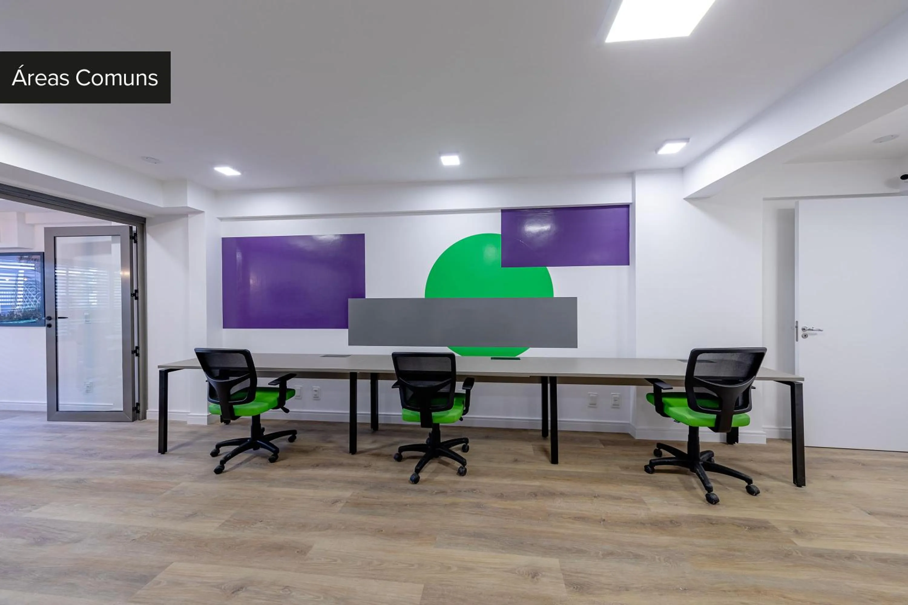 TV and multimedia in Smart Charlie Parque Augusta Mackenzie