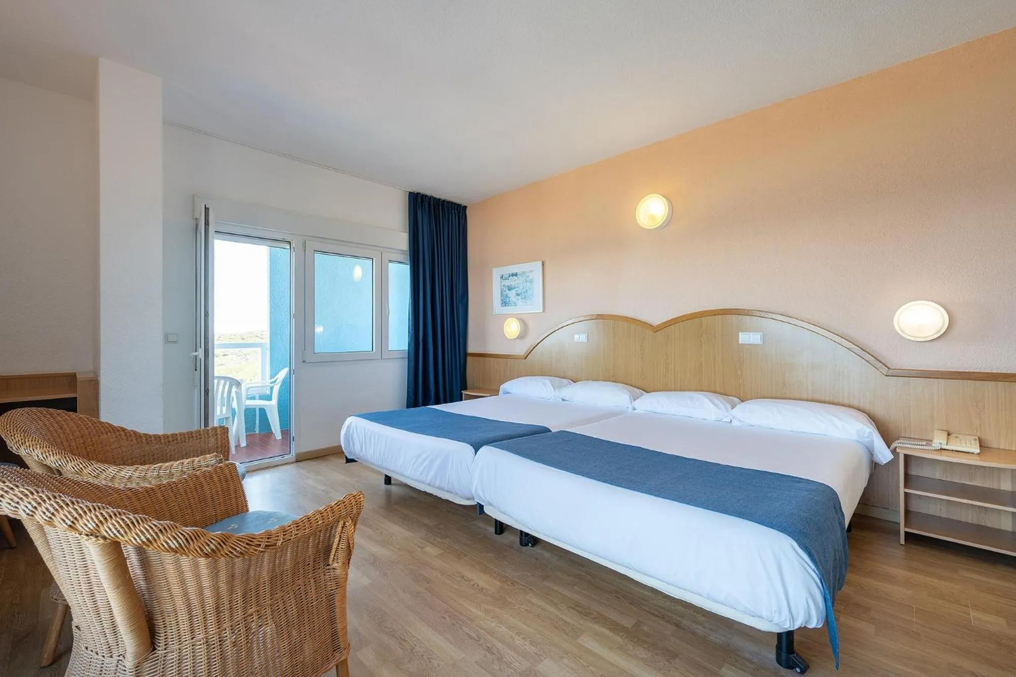 Photo of the whole room, Bed in Hotel Playas de Guardamar