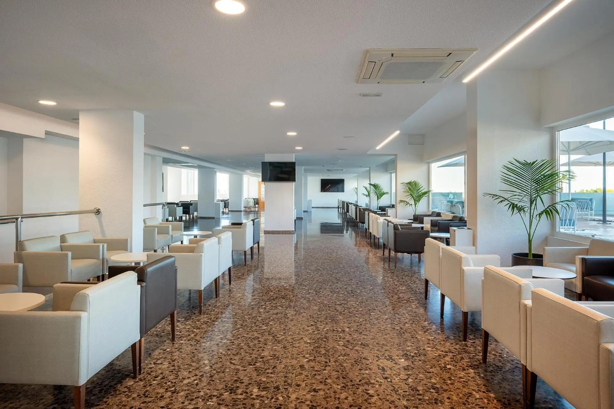 Restaurant/places to eat in Hotel Playas de Guardamar