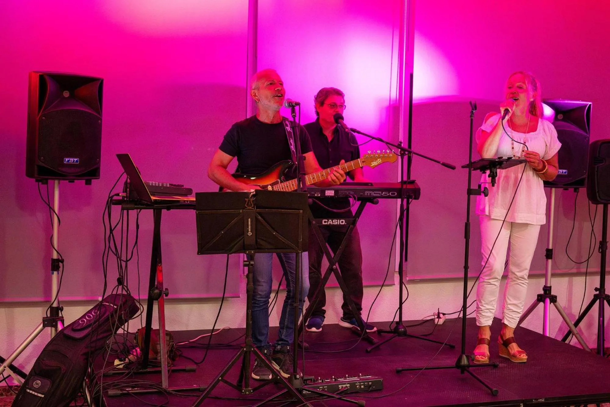 People in Hotel Playas de Guardamar