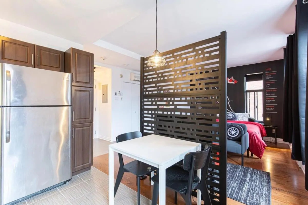 The Grand Prix Suite In the heart of MTL - M11 Rentals