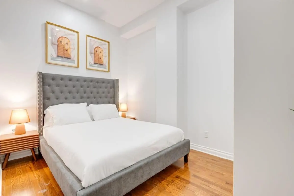 Bed in M11 Stylish Modern 3BR in Prime Location