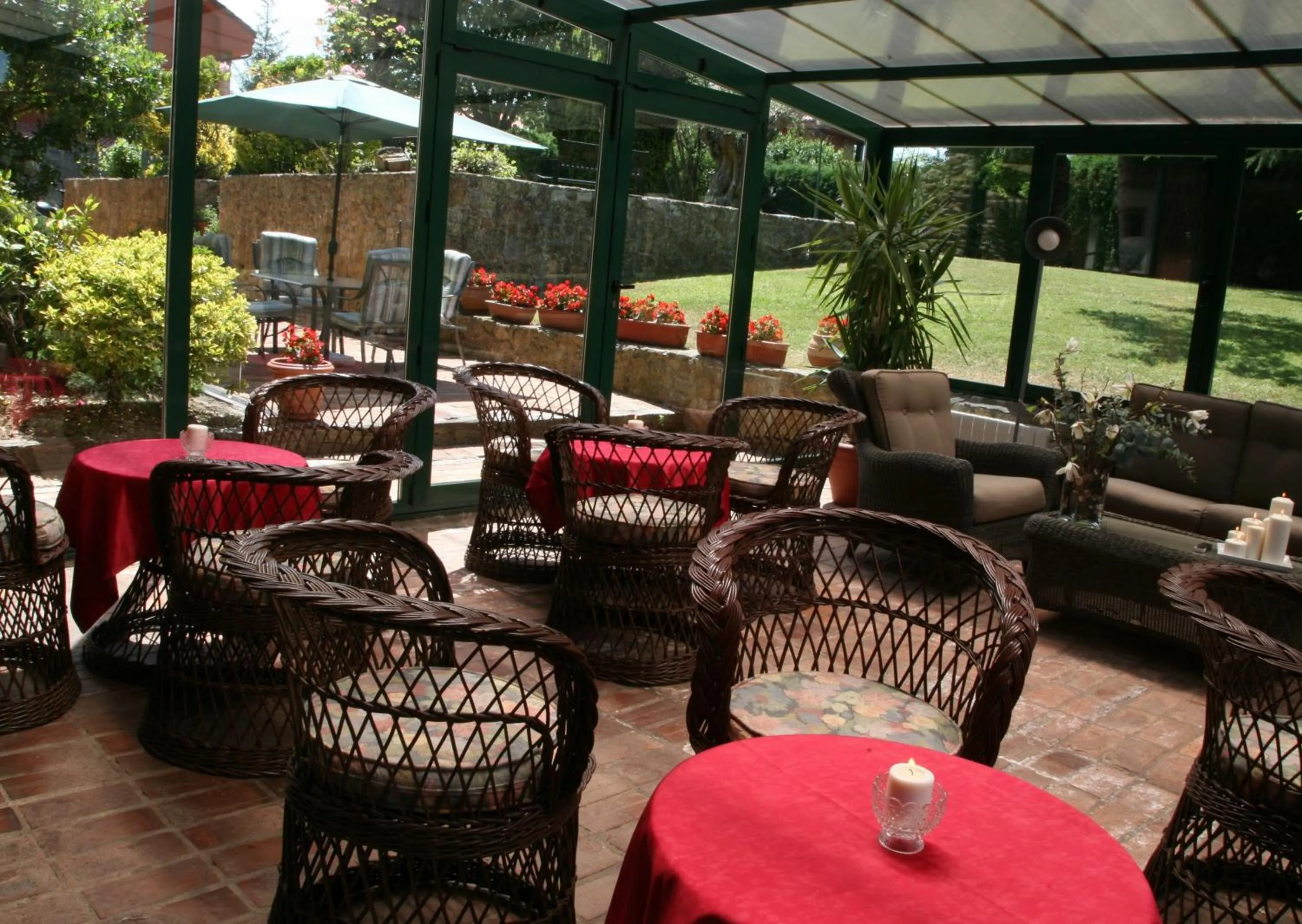 Lounge or bar in Hotel Palacio De La Viñona