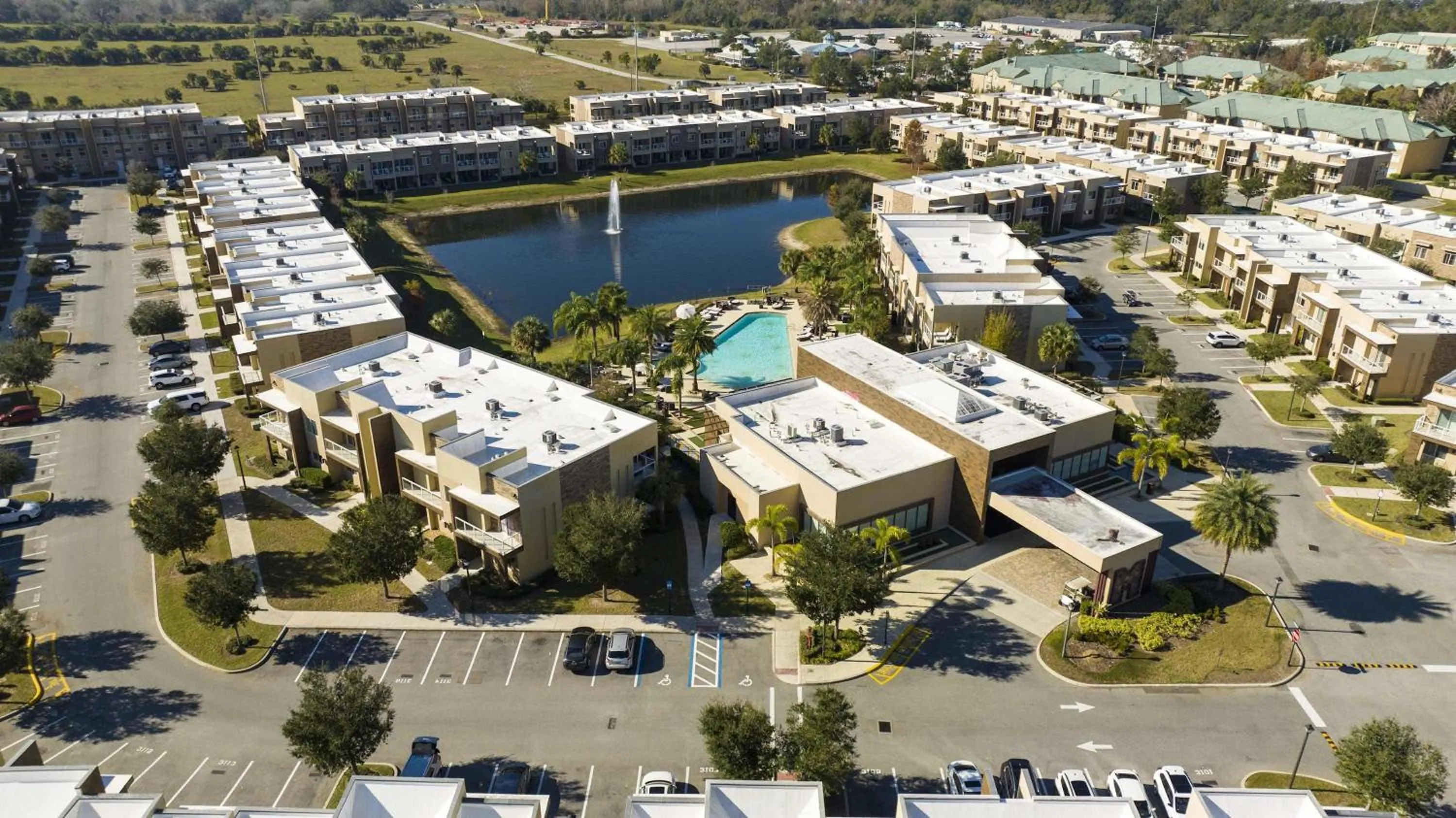 Gorgeous 4 Bd Close to Disney @ Magic Village 3114