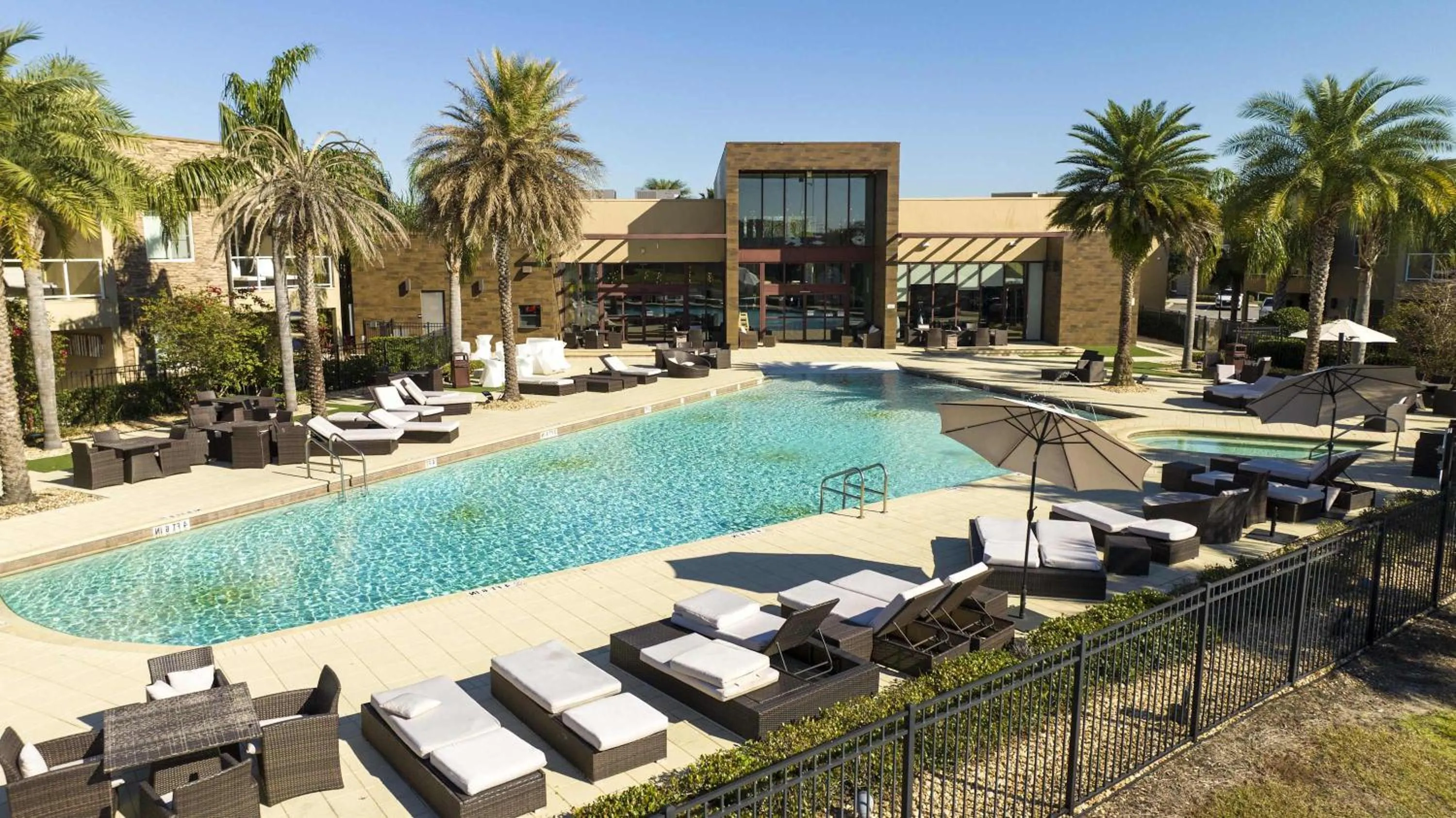 Gorgeous 4 Bd Close to Disney @ Magic Village 3114