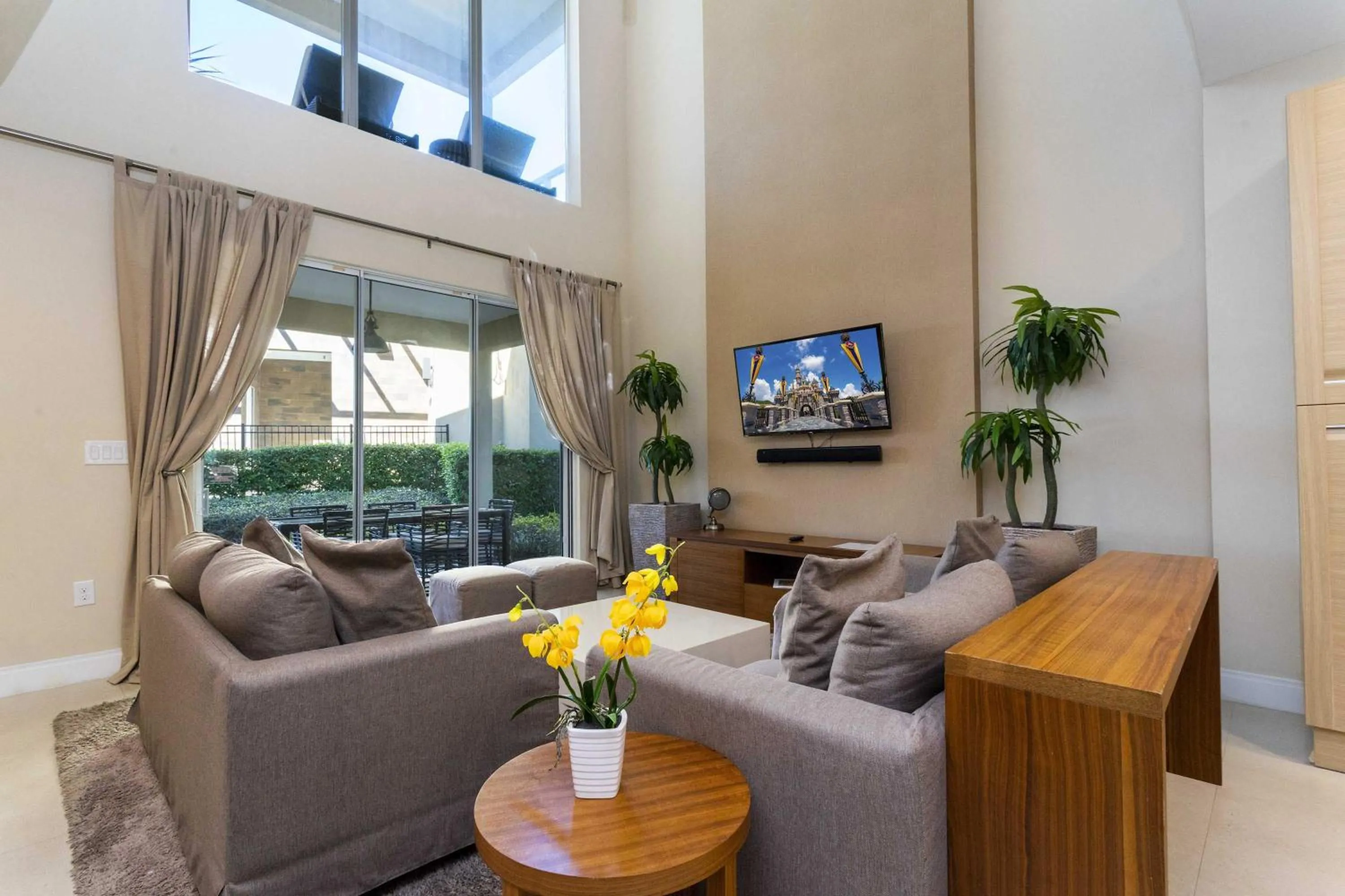 Gorgeous 4 Bd Close to Disney @ Magic Village 3114