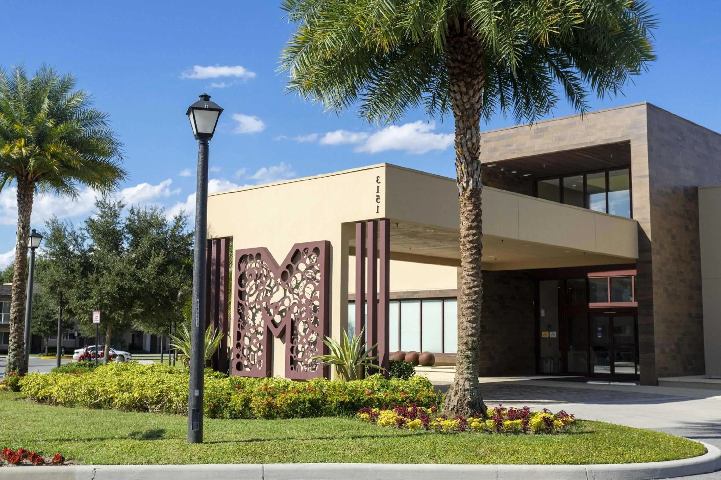 Gorgeous 4 Bd Close to Disney @ Magic Village 3114