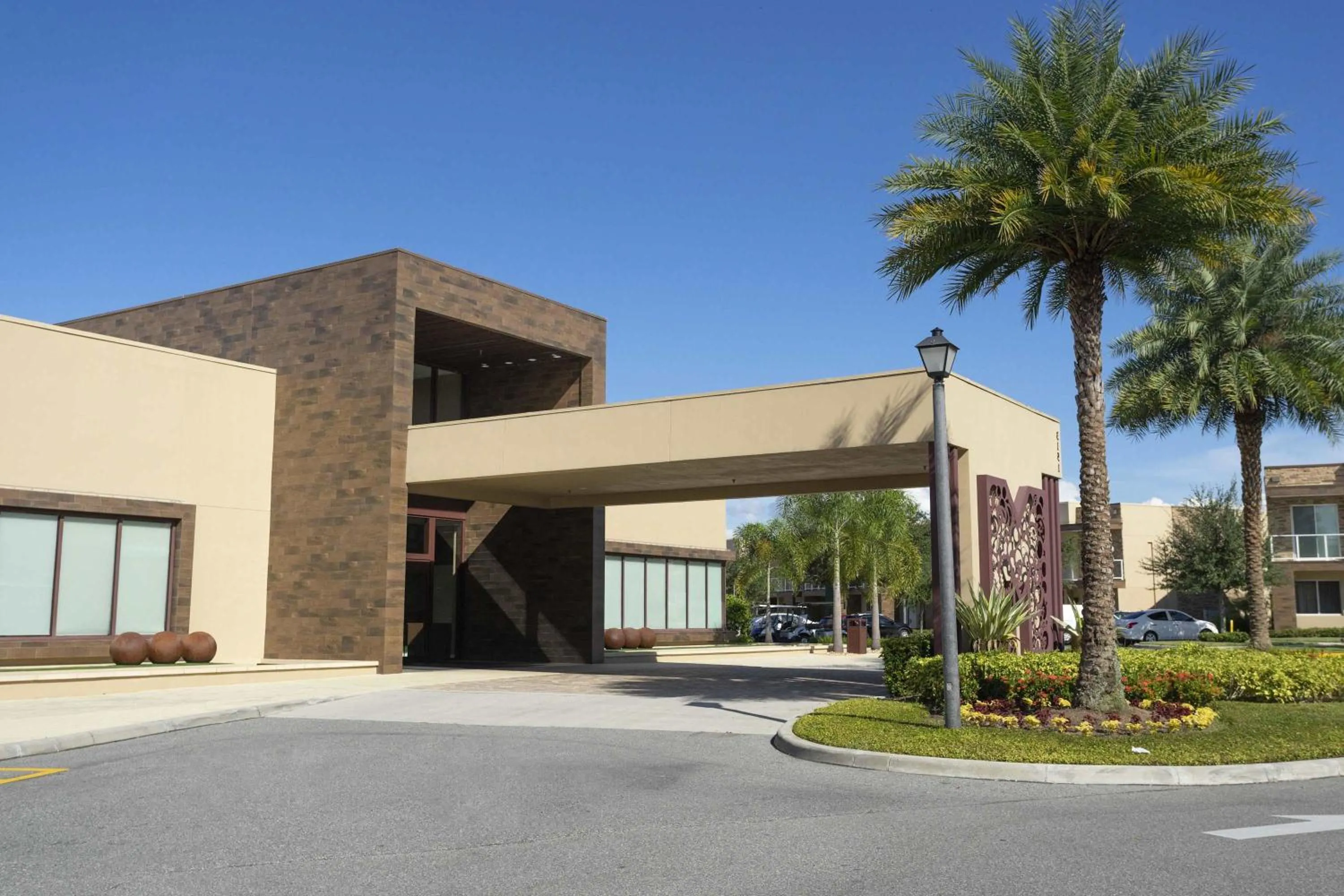 Gorgeous 4 Bd Close to Disney @ Magic Village 3114