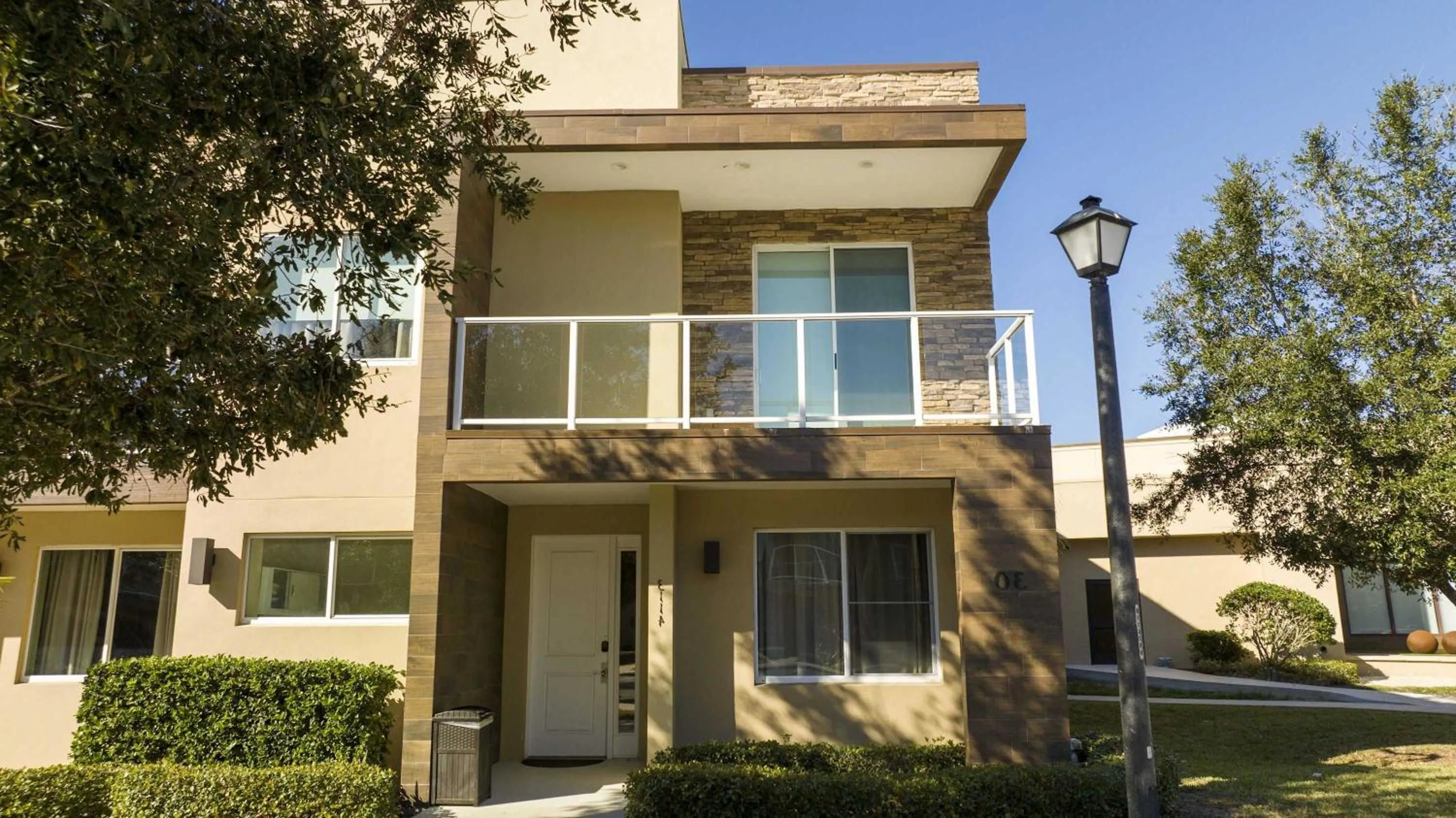 Gorgeous 4 Bd Close to Disney @ Magic Village 3114