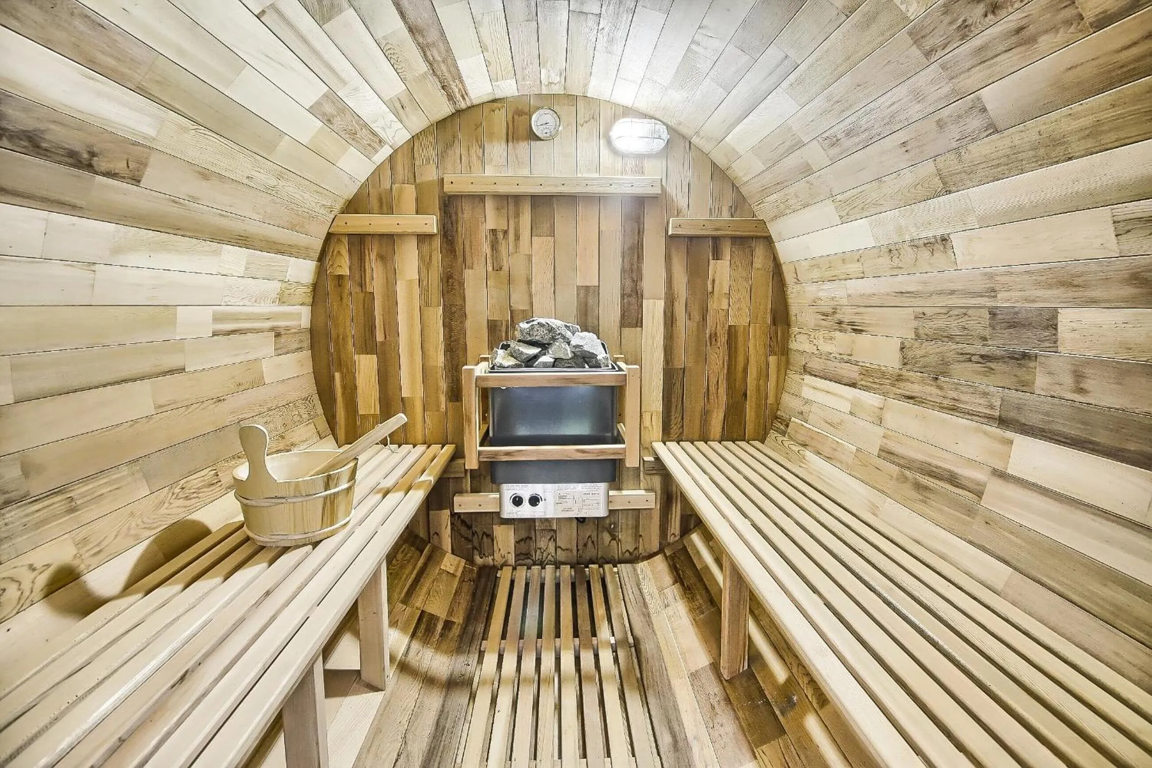 Sauna in Charming and Luxurious 2BR+1Bath Guest Suite