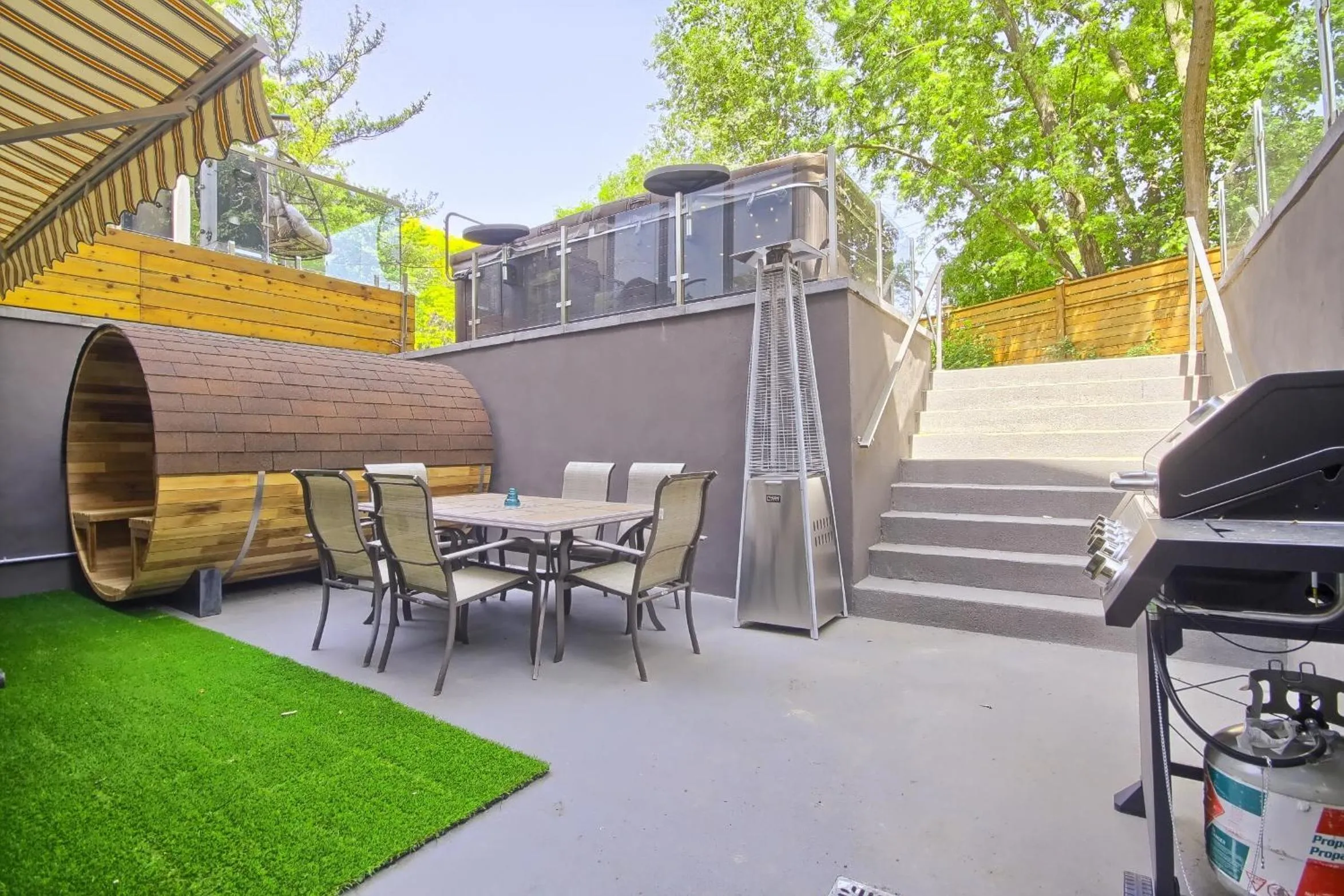 Patio in Charming and Luxurious 2BR+1Bath Guest Suite