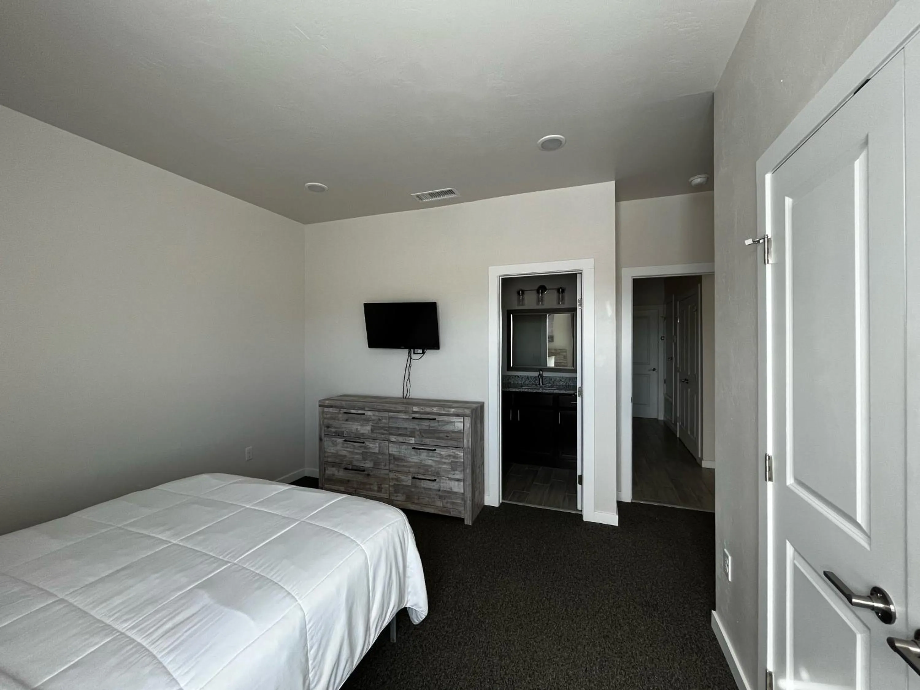 Bedroom in Longhorn Flats