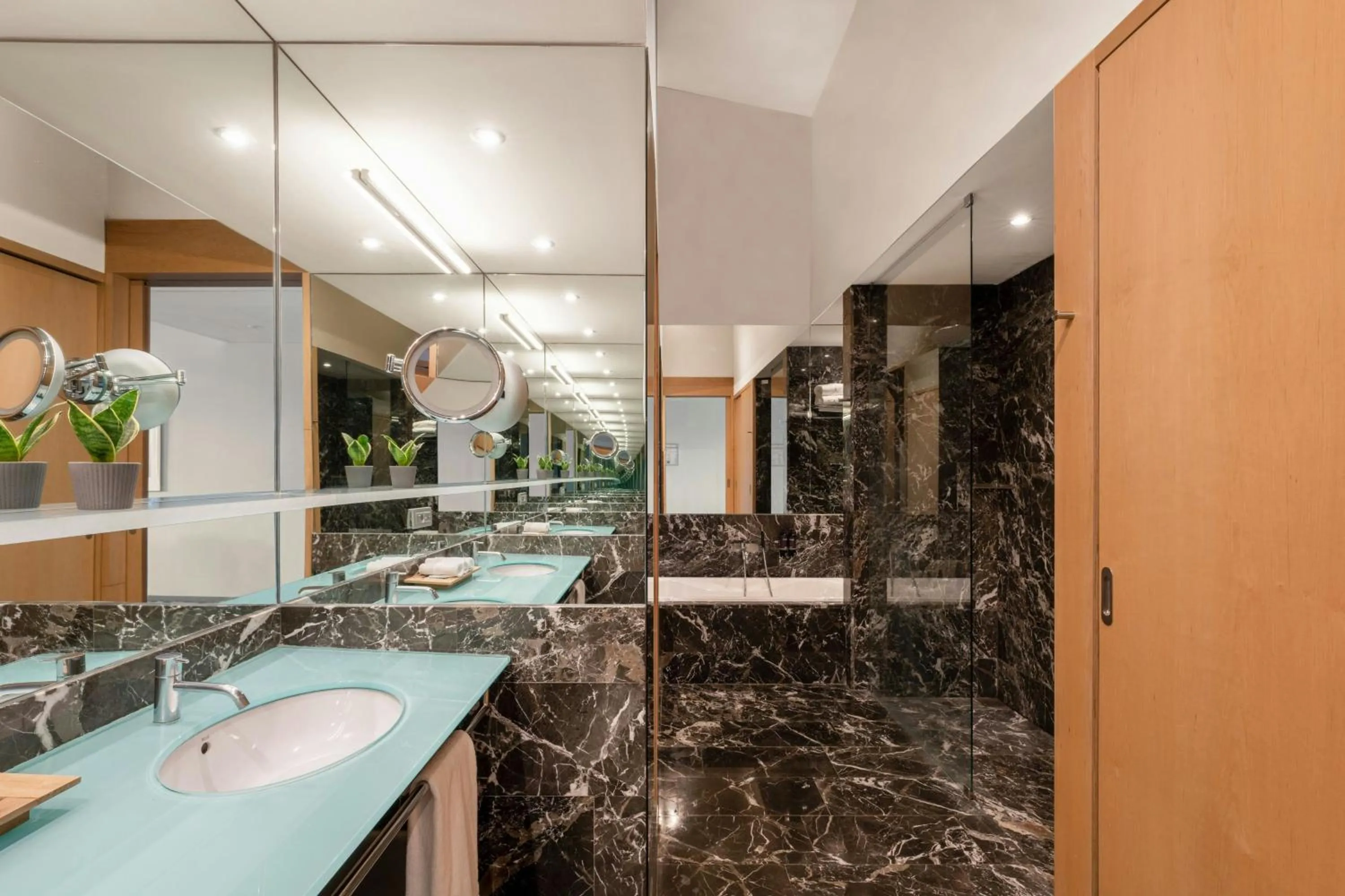 Photo of the whole room in Hotel Marqués de Riscal, a Luxury Collection Hotel, Elciego