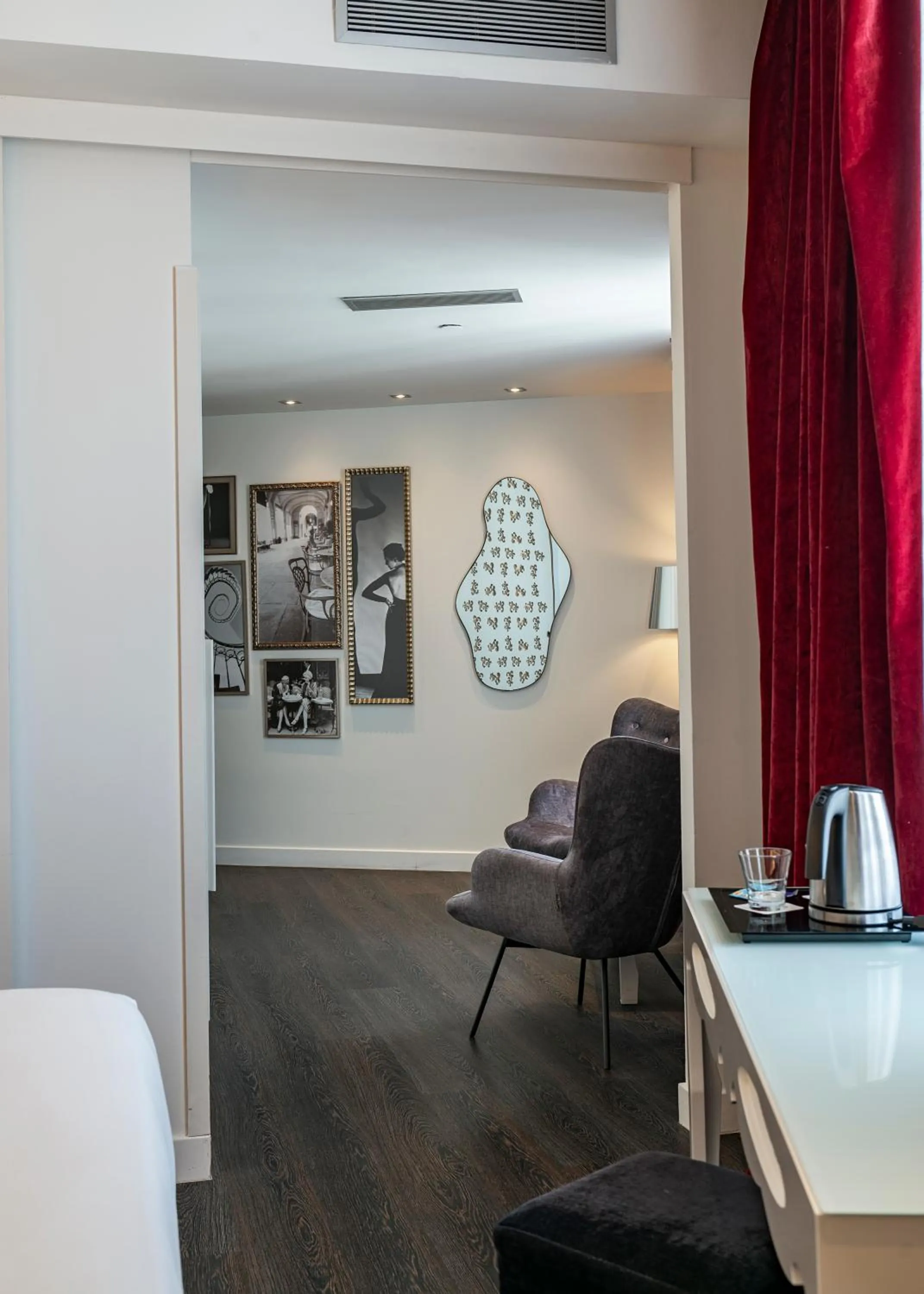 Decorative detail in Vincci Vía - 66