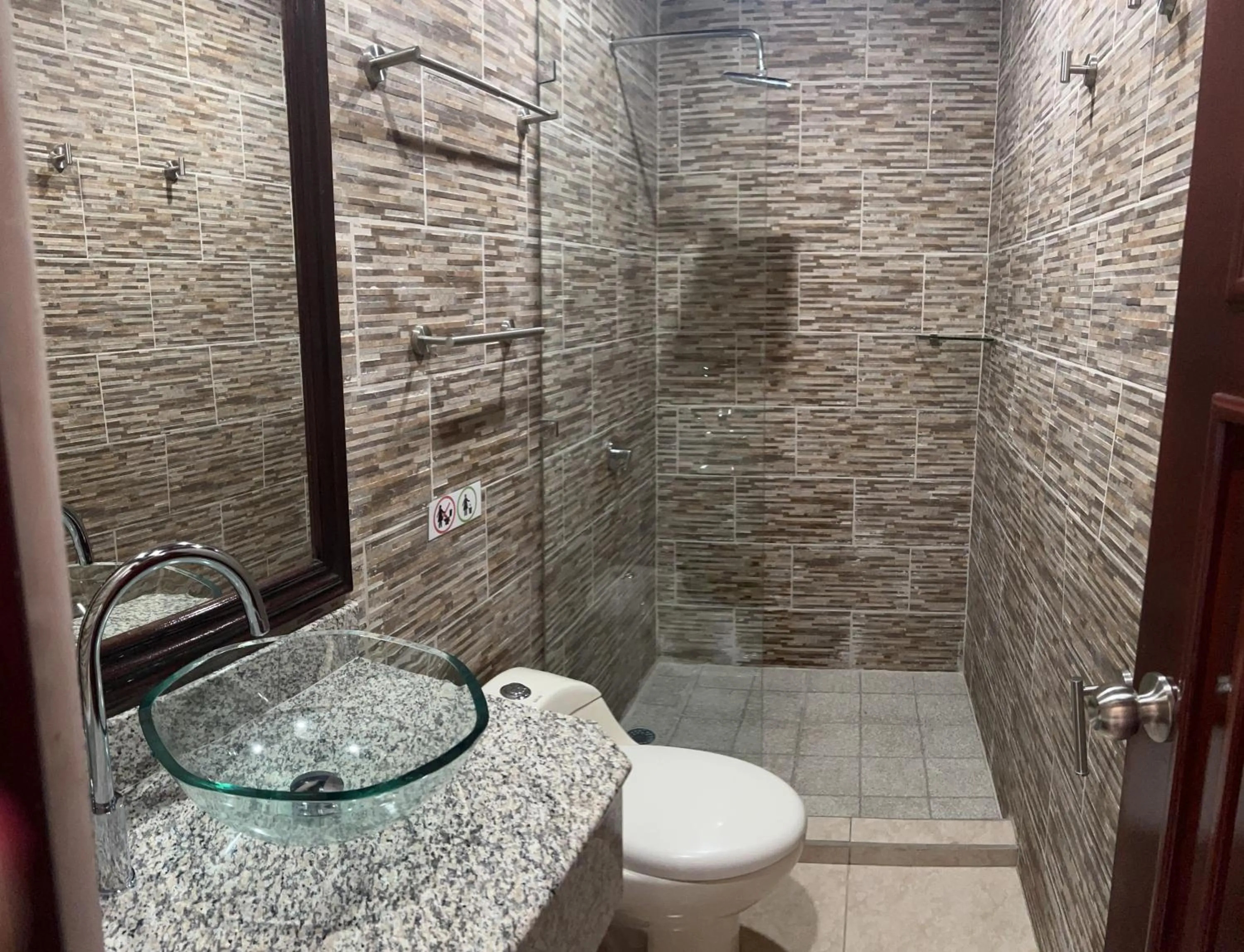 Shower in ROCCA VENTO