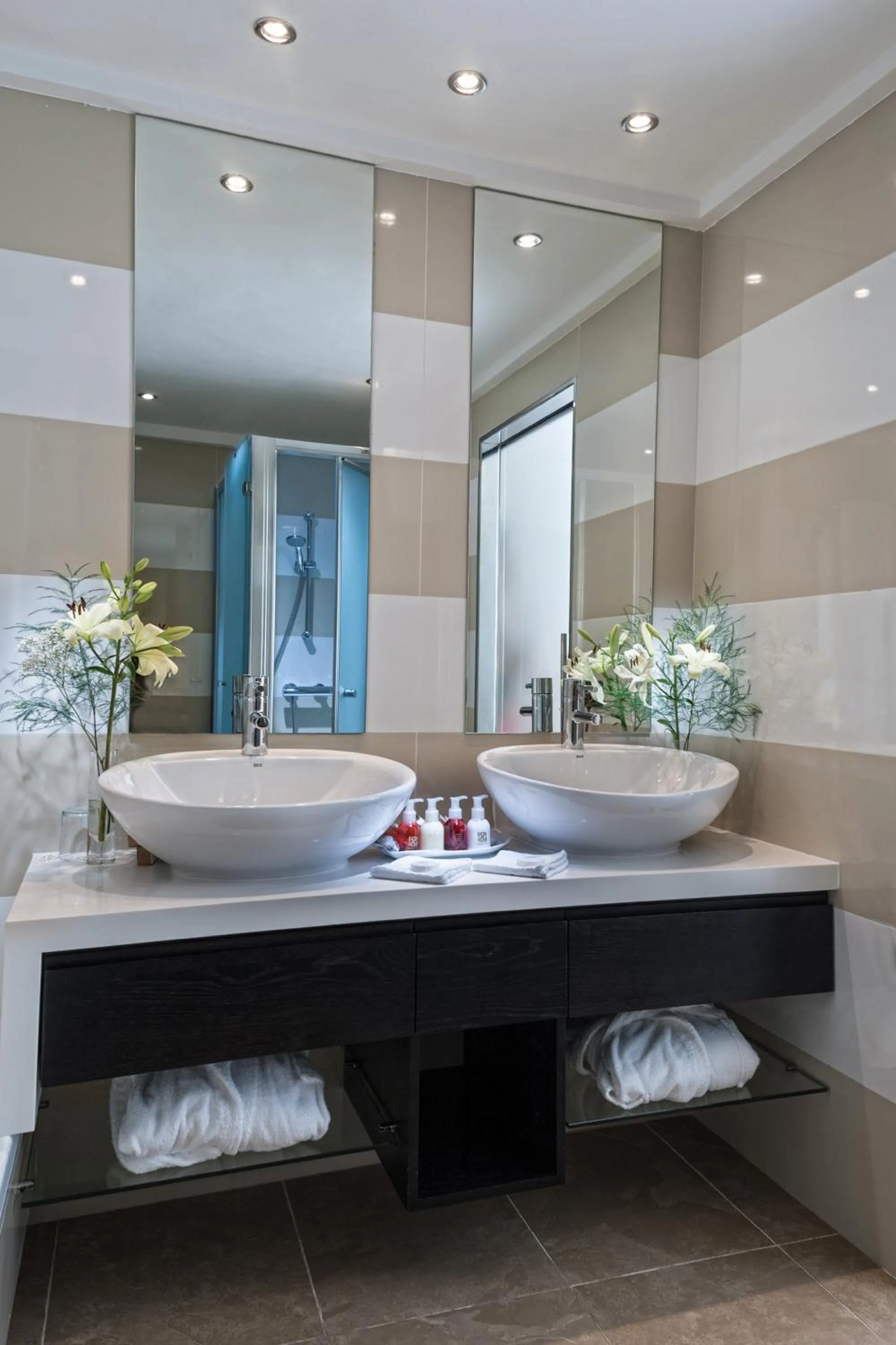 Bathroom in Adrián Hoteles Jardines de Nivaria