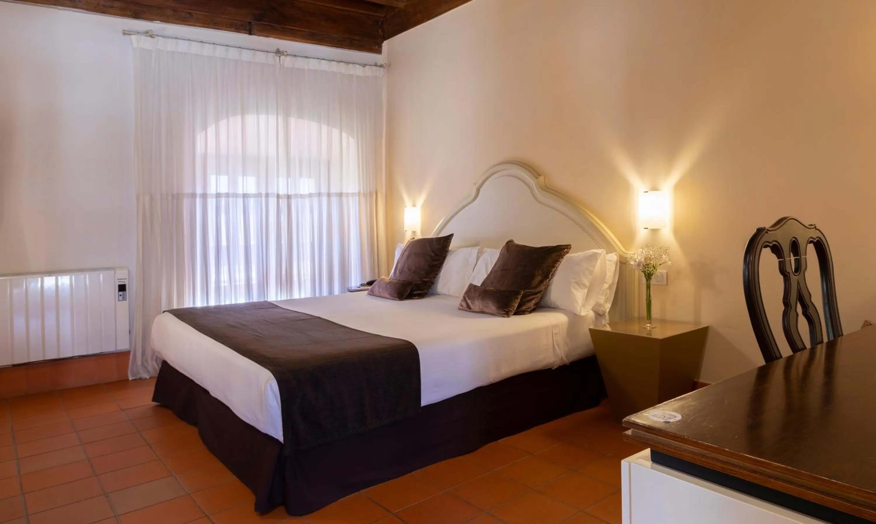 Photo of the whole room, Bed in Hotel San Antonio el Real