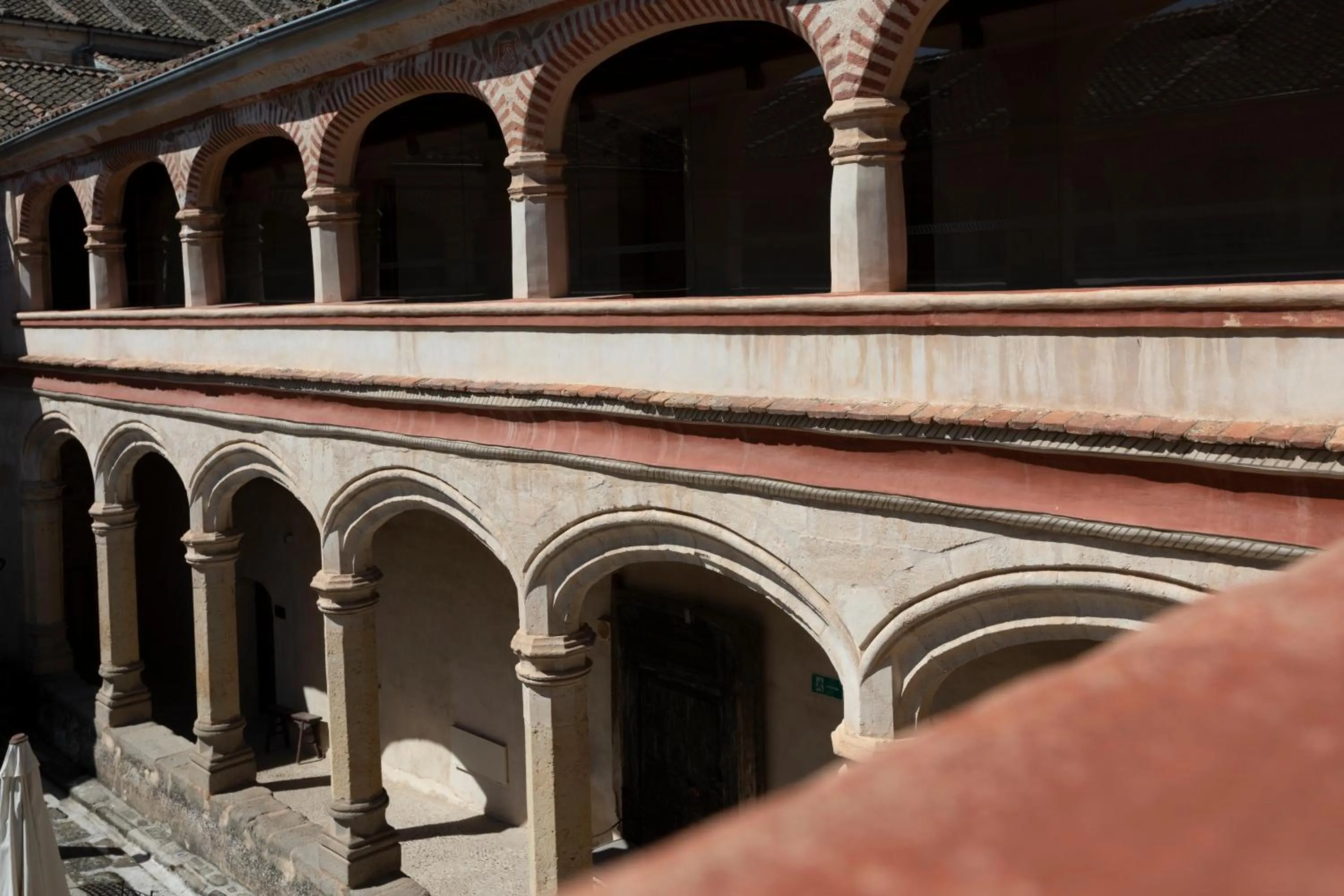 Property building in Hotel San Antonio el Real