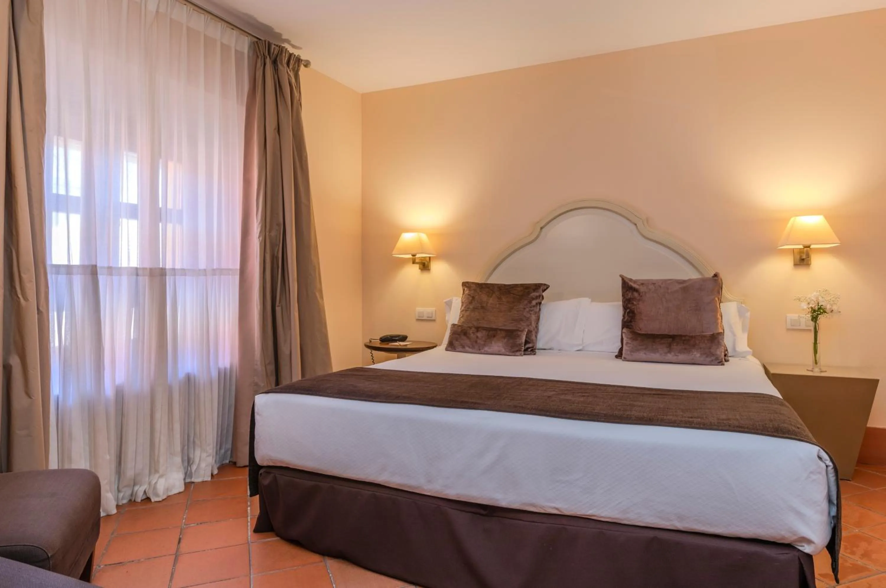 Photo of the whole room, Bed in Hotel San Antonio el Real