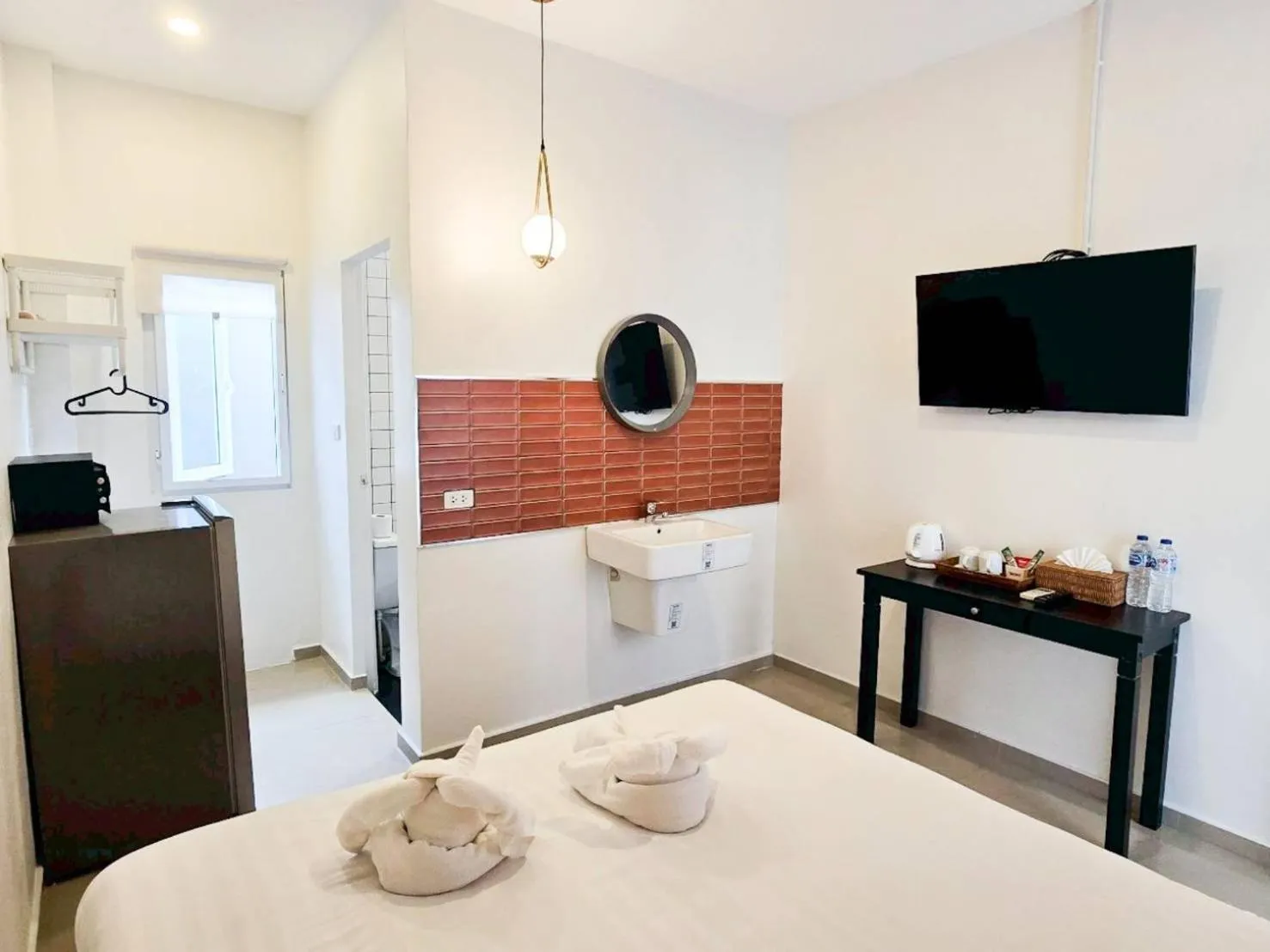 Bedroom, Bed in Kata Forte Resort