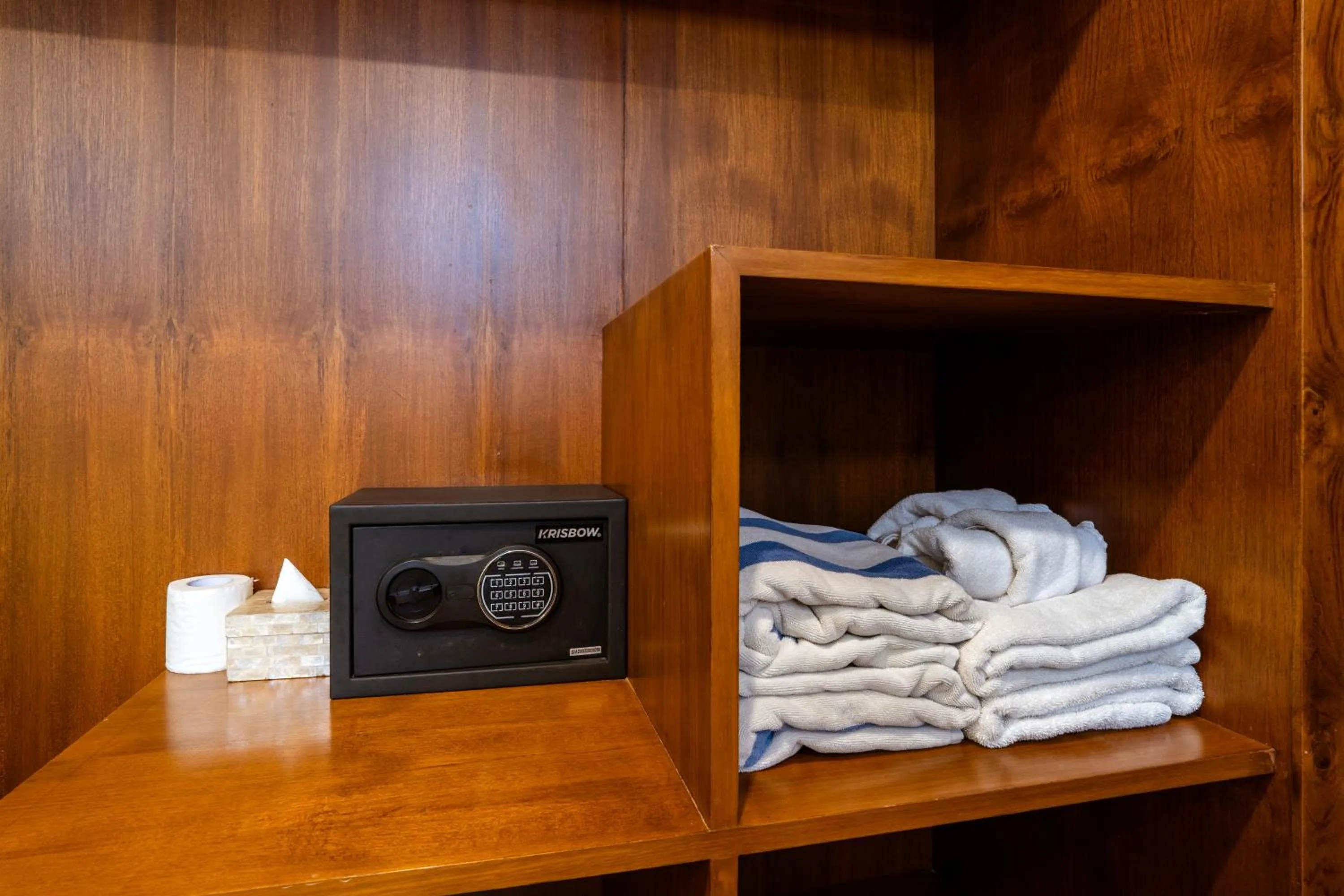 safe in Khamara Beach Resort