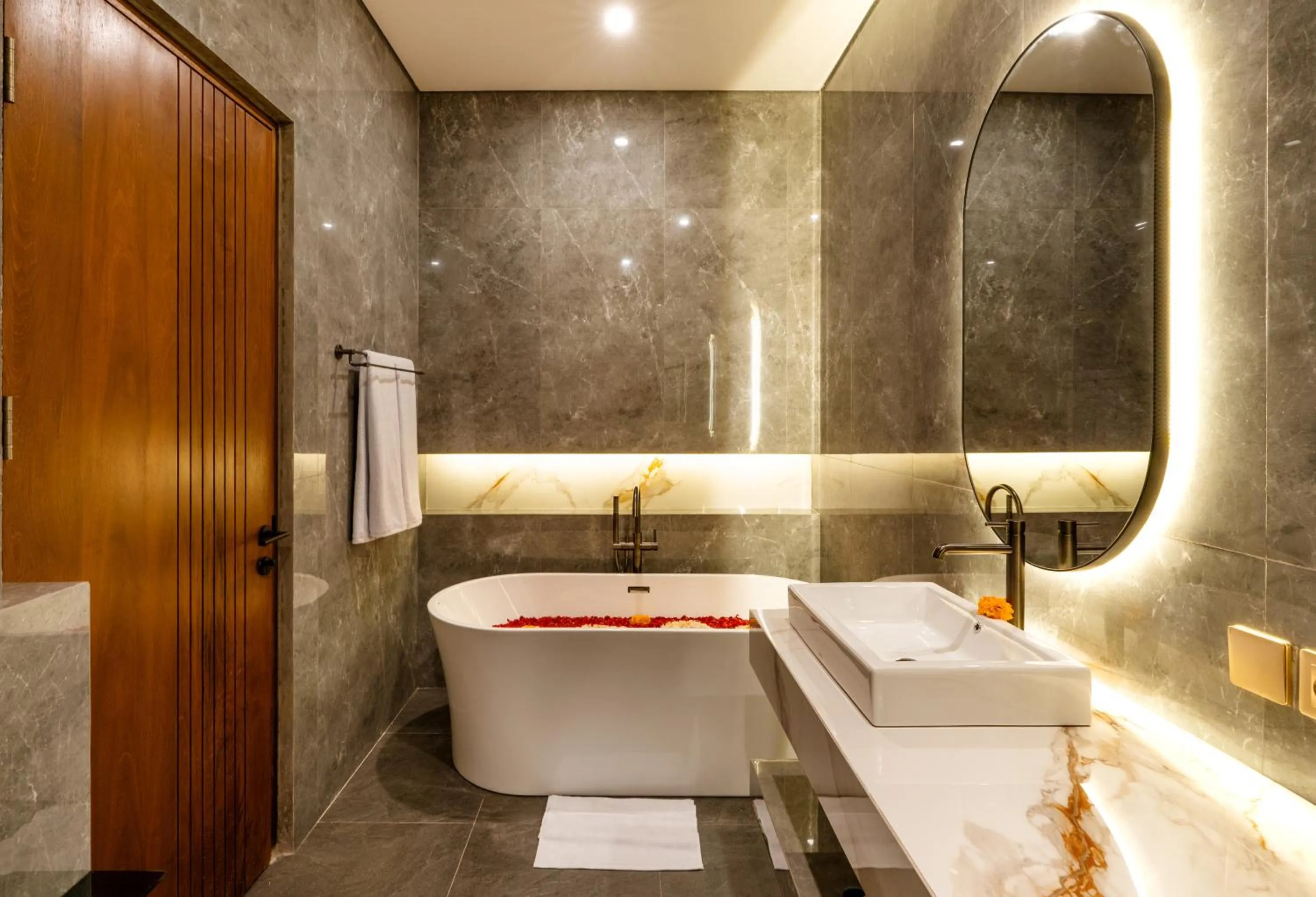 Bath in Khamara Beach Resort