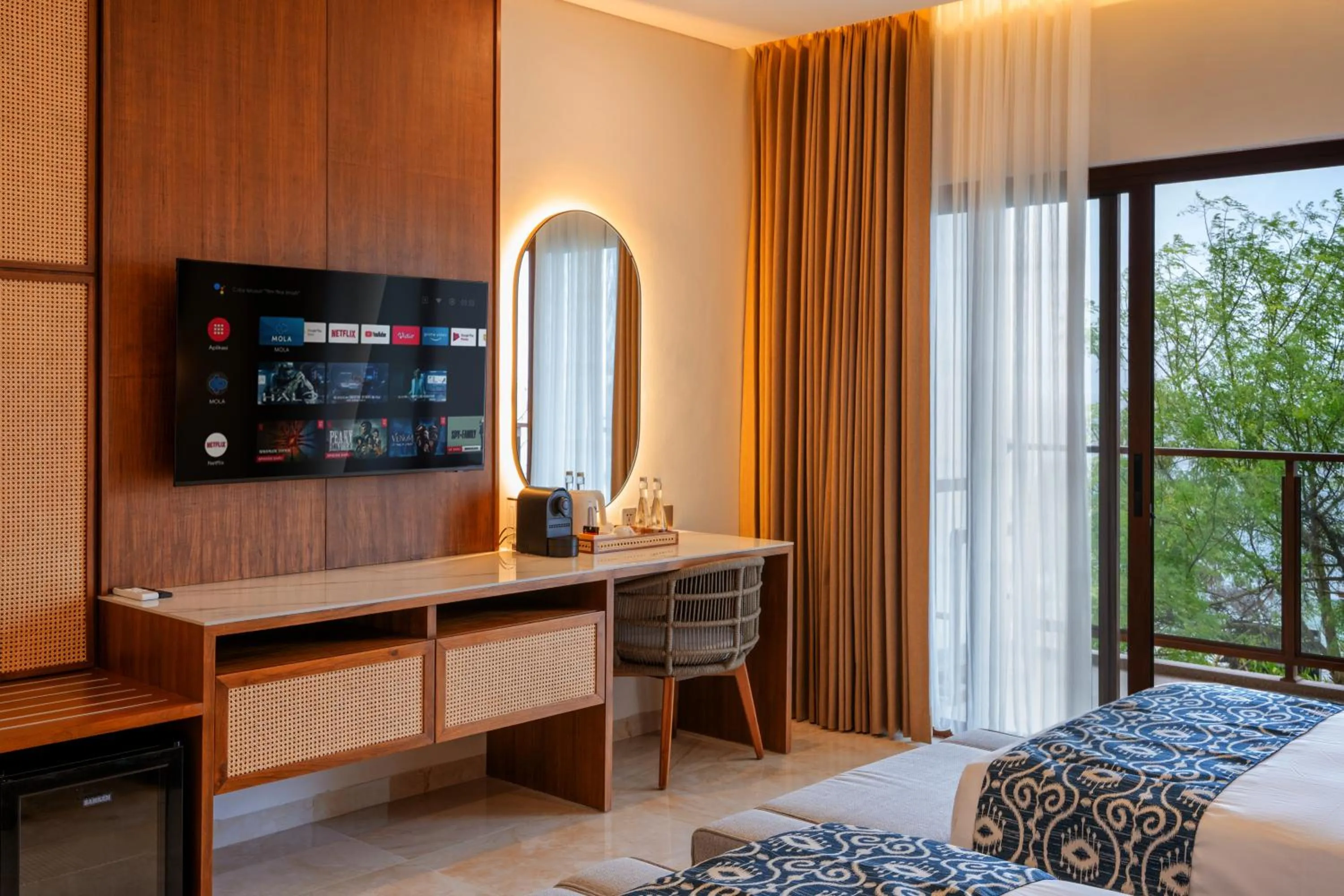 TV and multimedia, Bed in Khamara Beach Resort