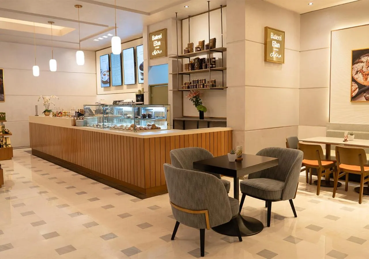 Restaurant/places to eat in Jumeirah Jabal Omar Makkah